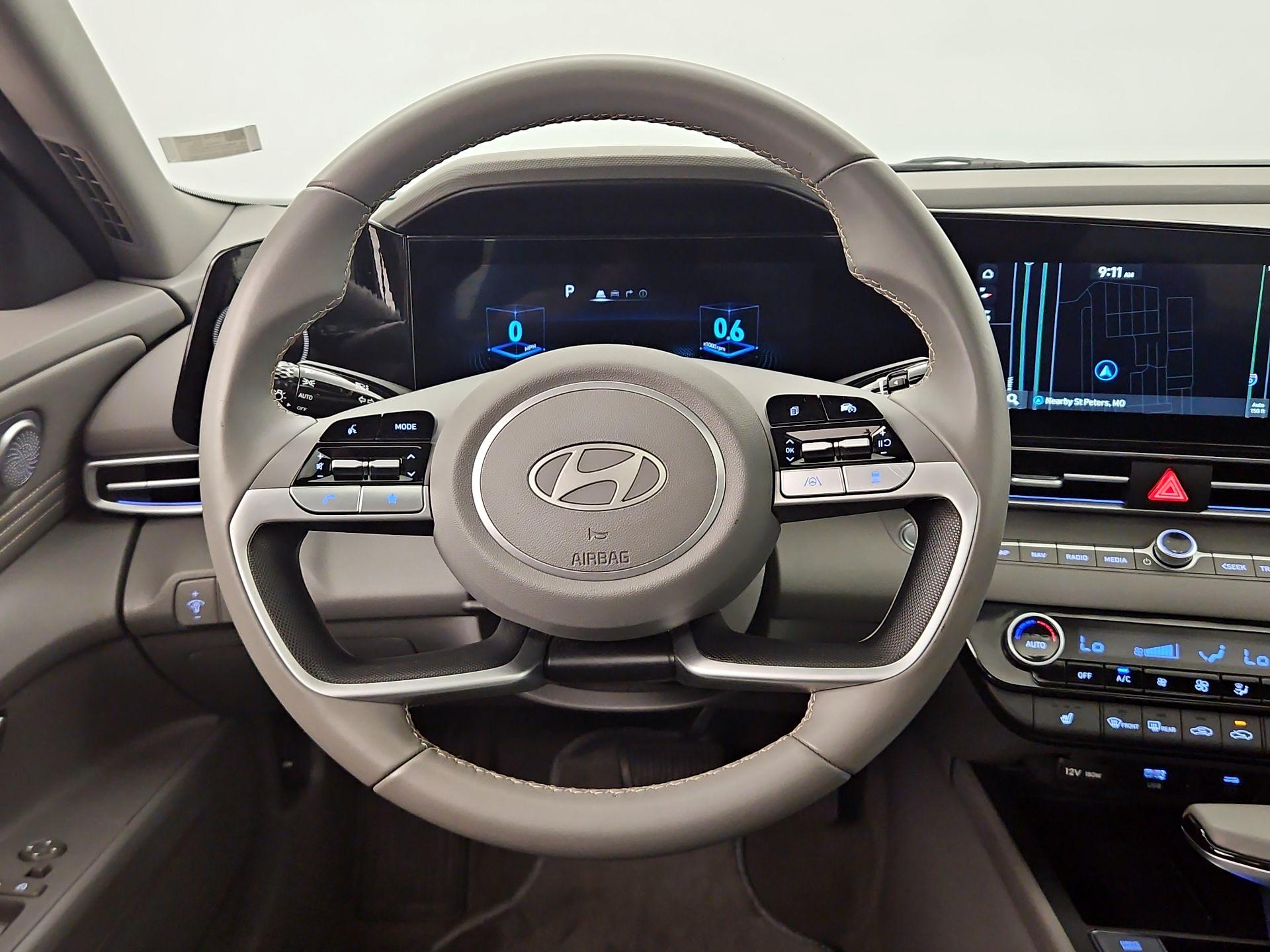 Thumbnail: 2025 Hyundai Elantra - 10