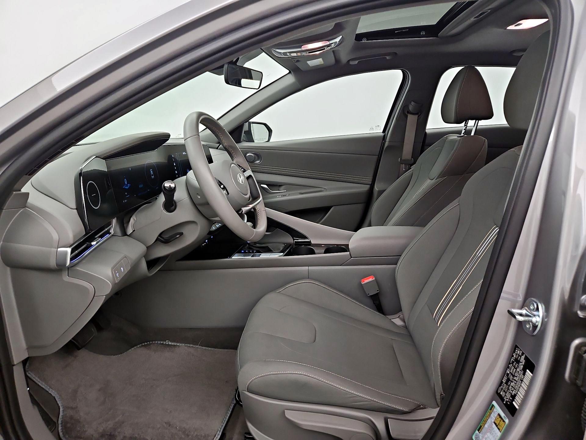 Thumbnail: 2025 Hyundai Elantra - 11