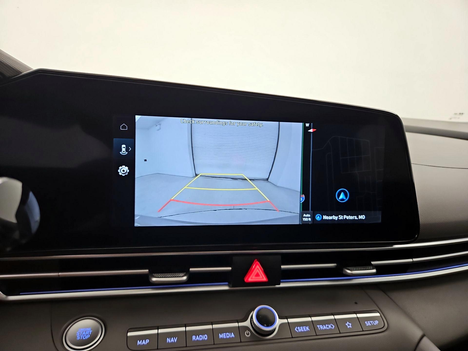 Thumbnail: 2025 Hyundai Elantra - 15