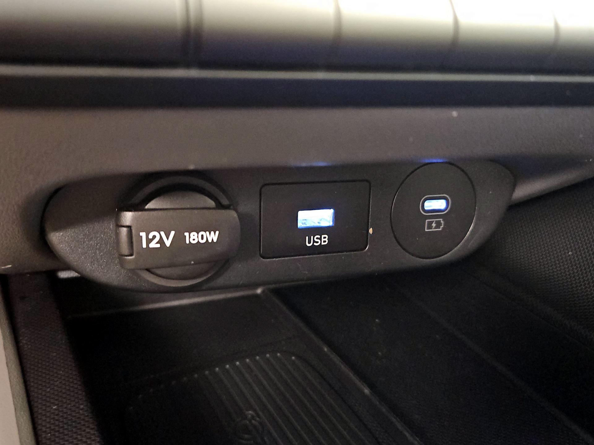 Thumbnail: 2025 Hyundai Elantra - 19