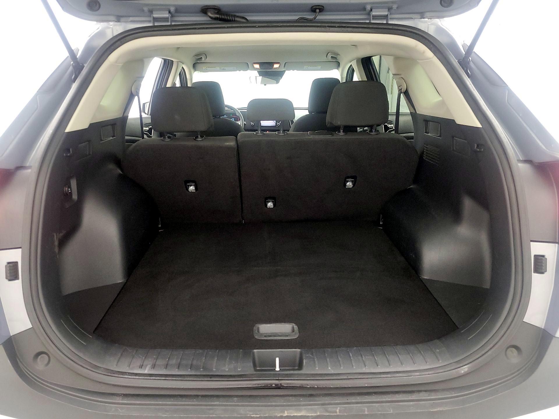 Thumbnail: 2025 Kia Sportage - 18