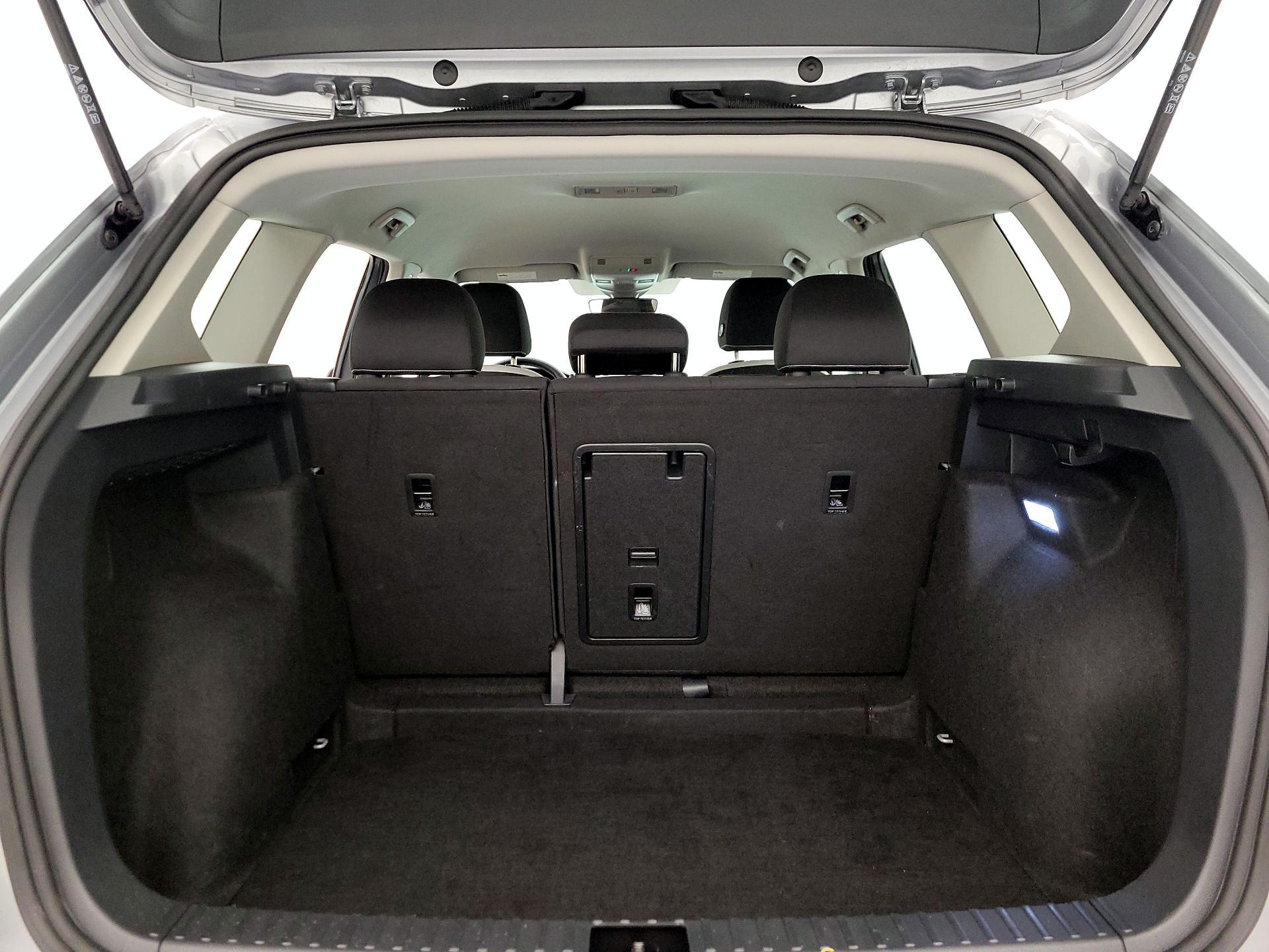 Thumbnail: 2025 Volkswagen Taos - 20