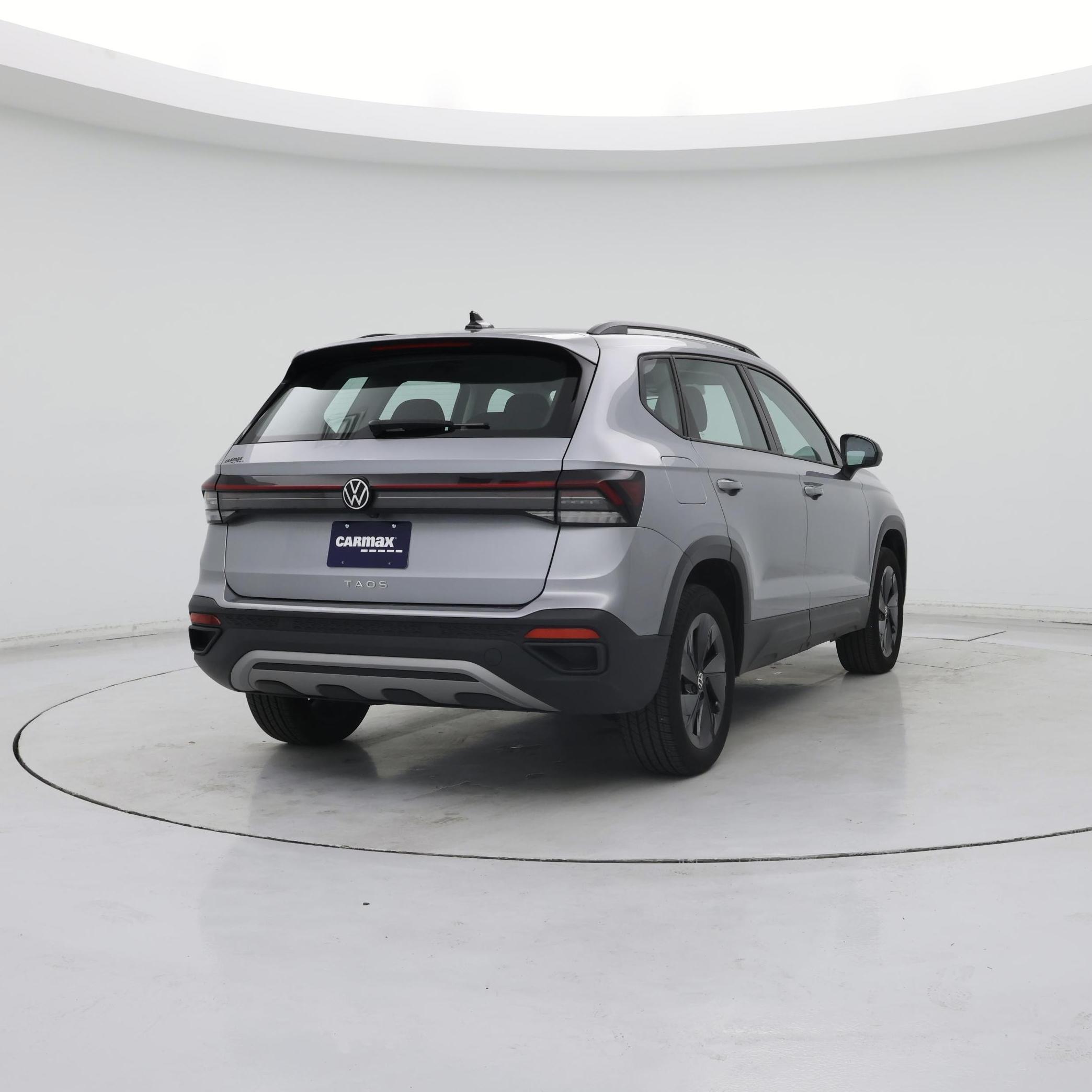 Thumbnail: 2025 Volkswagen Taos - 8