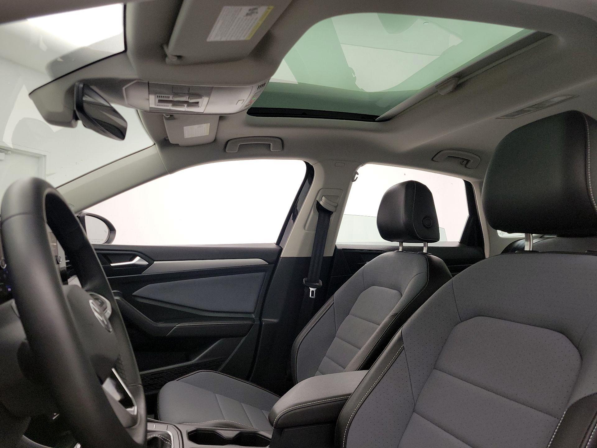 Thumbnail: 2025 Volkswagen Jetta - 19