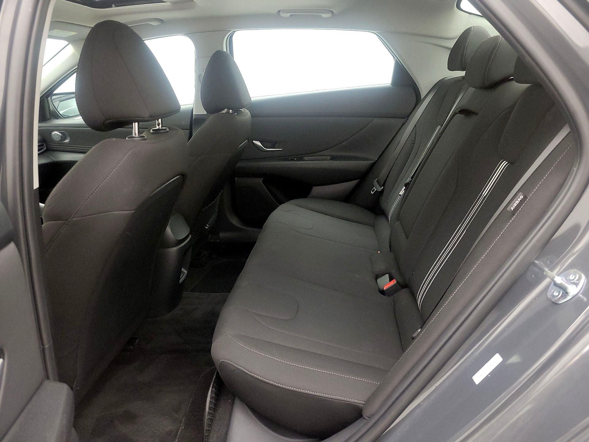 Thumbnail: 2025 Hyundai Elantra - 18