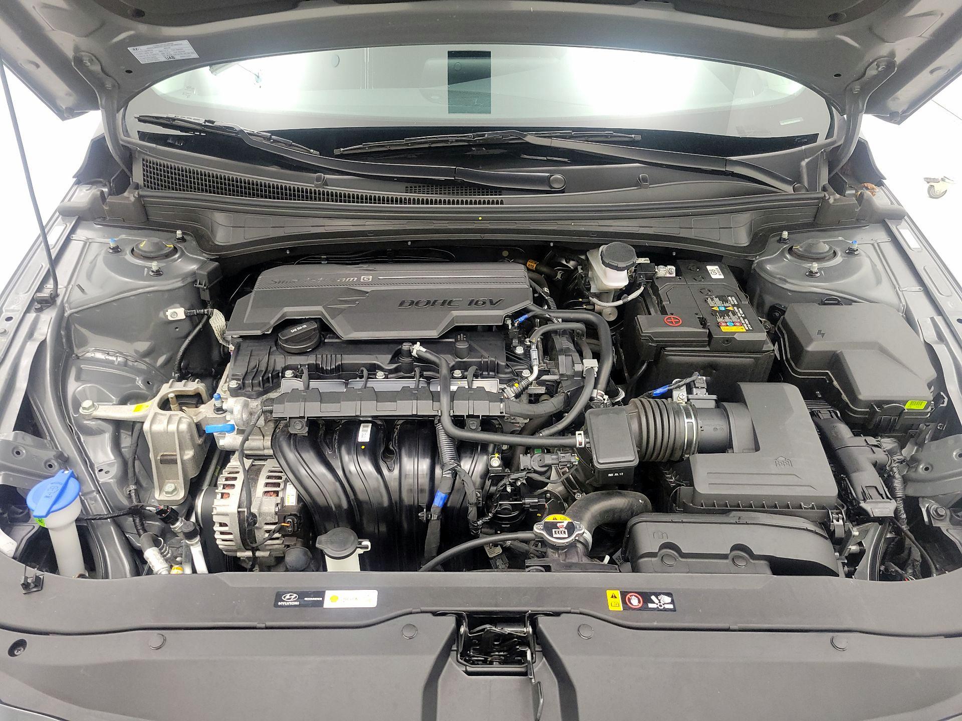 Thumbnail: 2025 Hyundai Elantra - 20