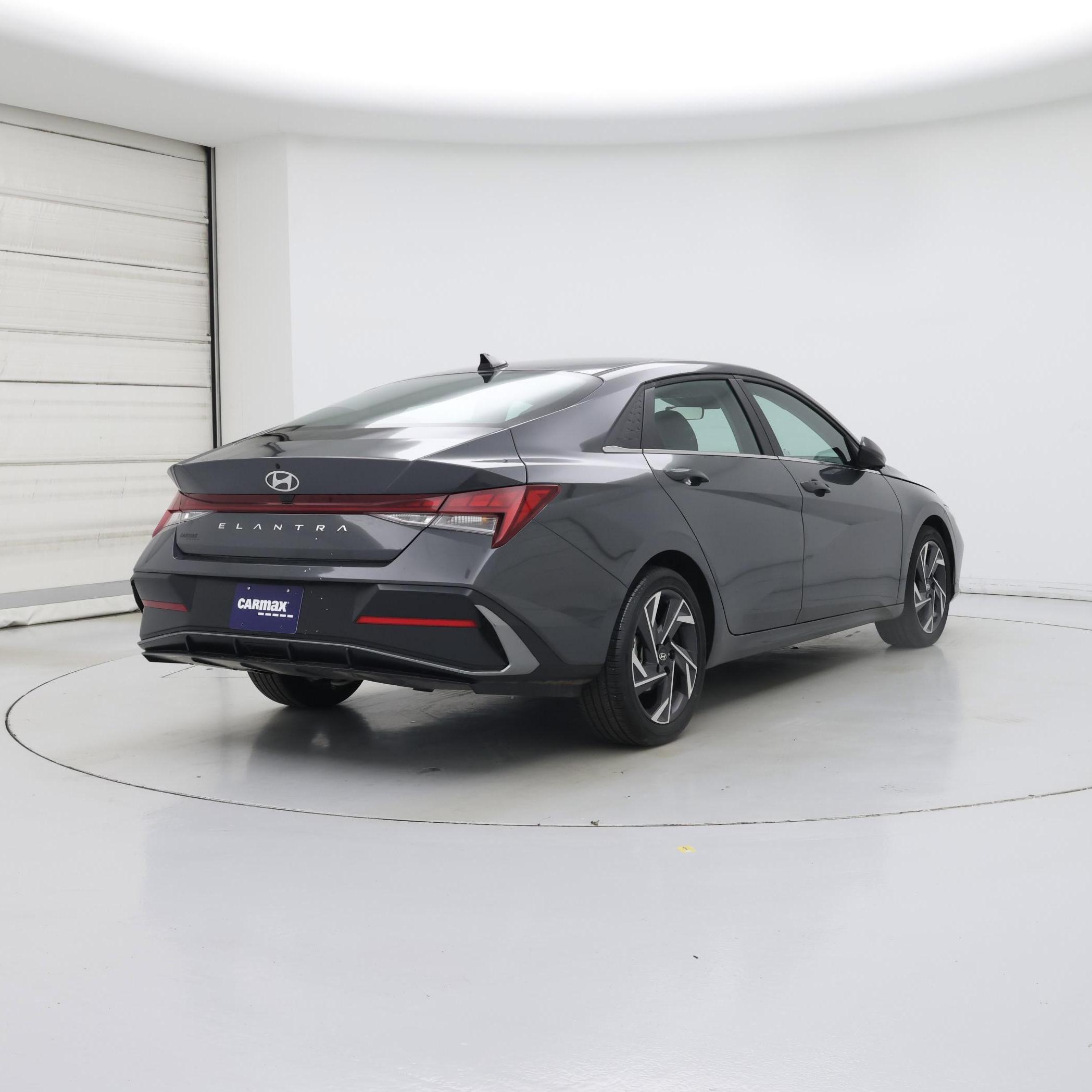 Thumbnail: 2025 Hyundai Elantra - 8