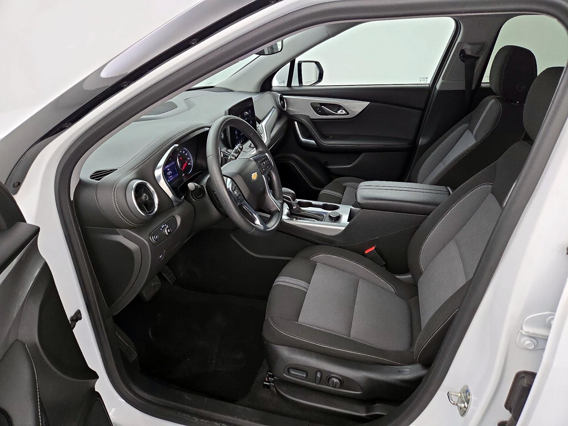 Thumbnail: 2025 Chevrolet Blazer - 11