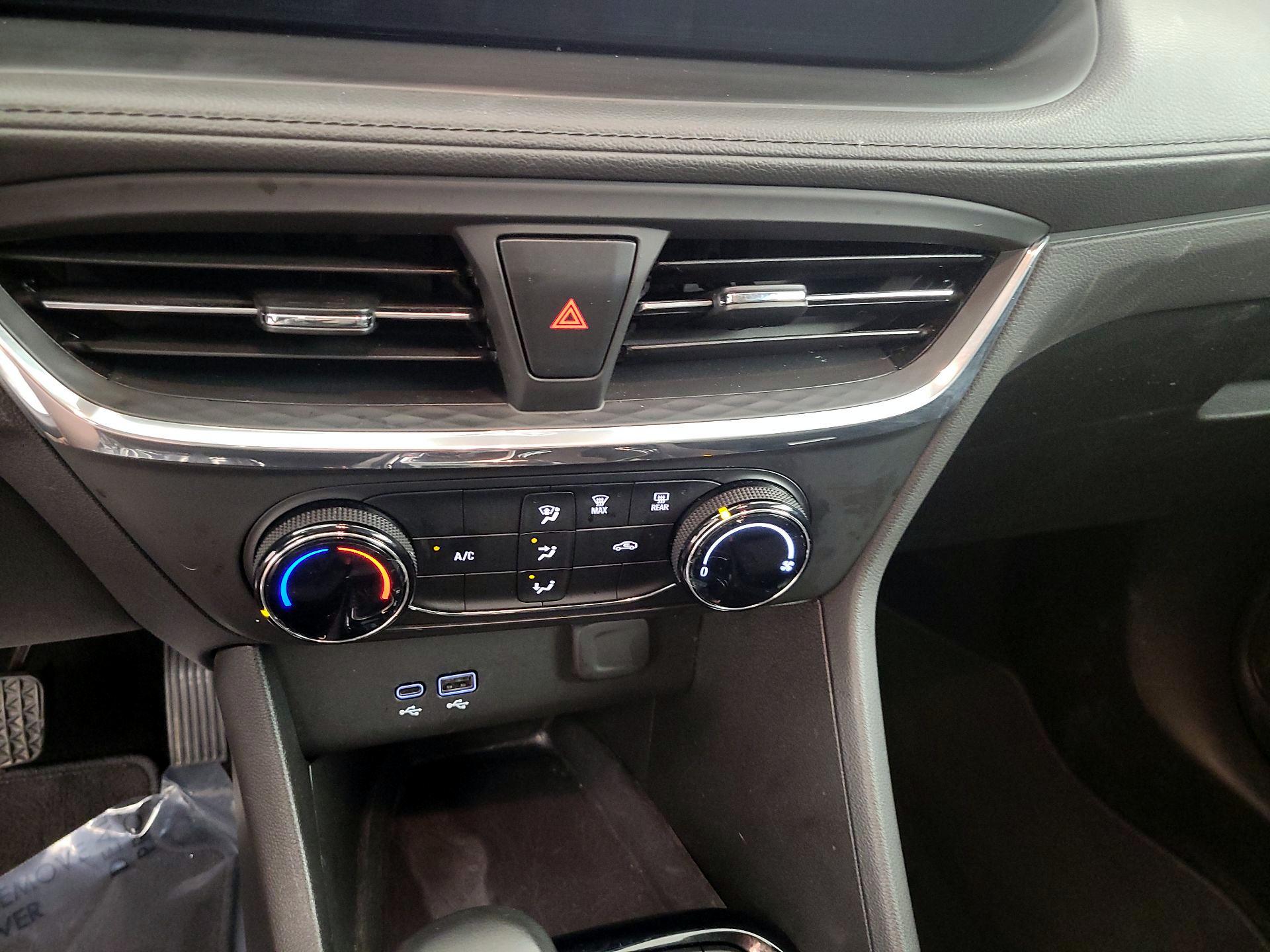 Thumbnail: 2025 Buick Encore GX - 16