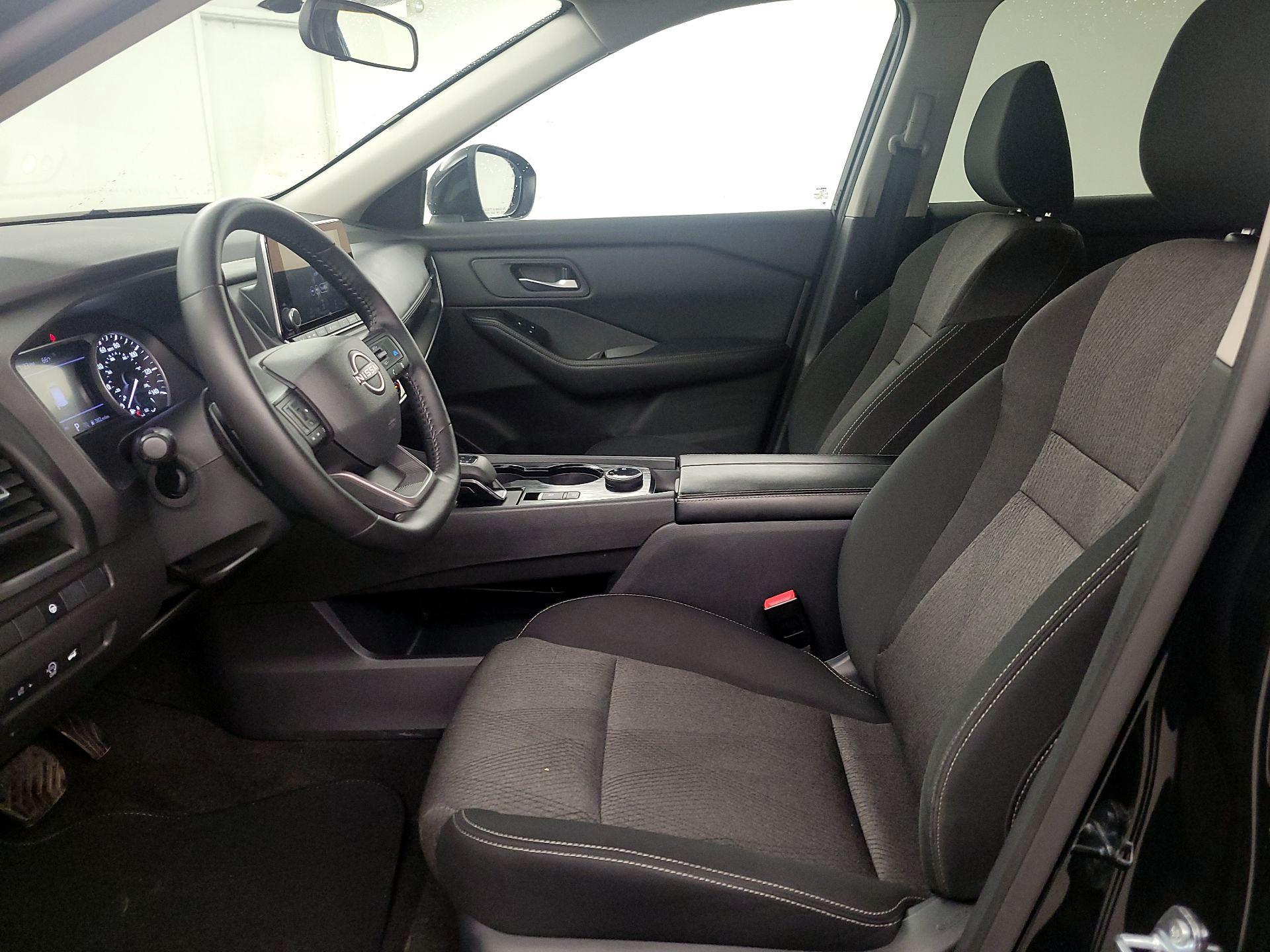 Thumbnail: 2025 Nissan Rogue - 11