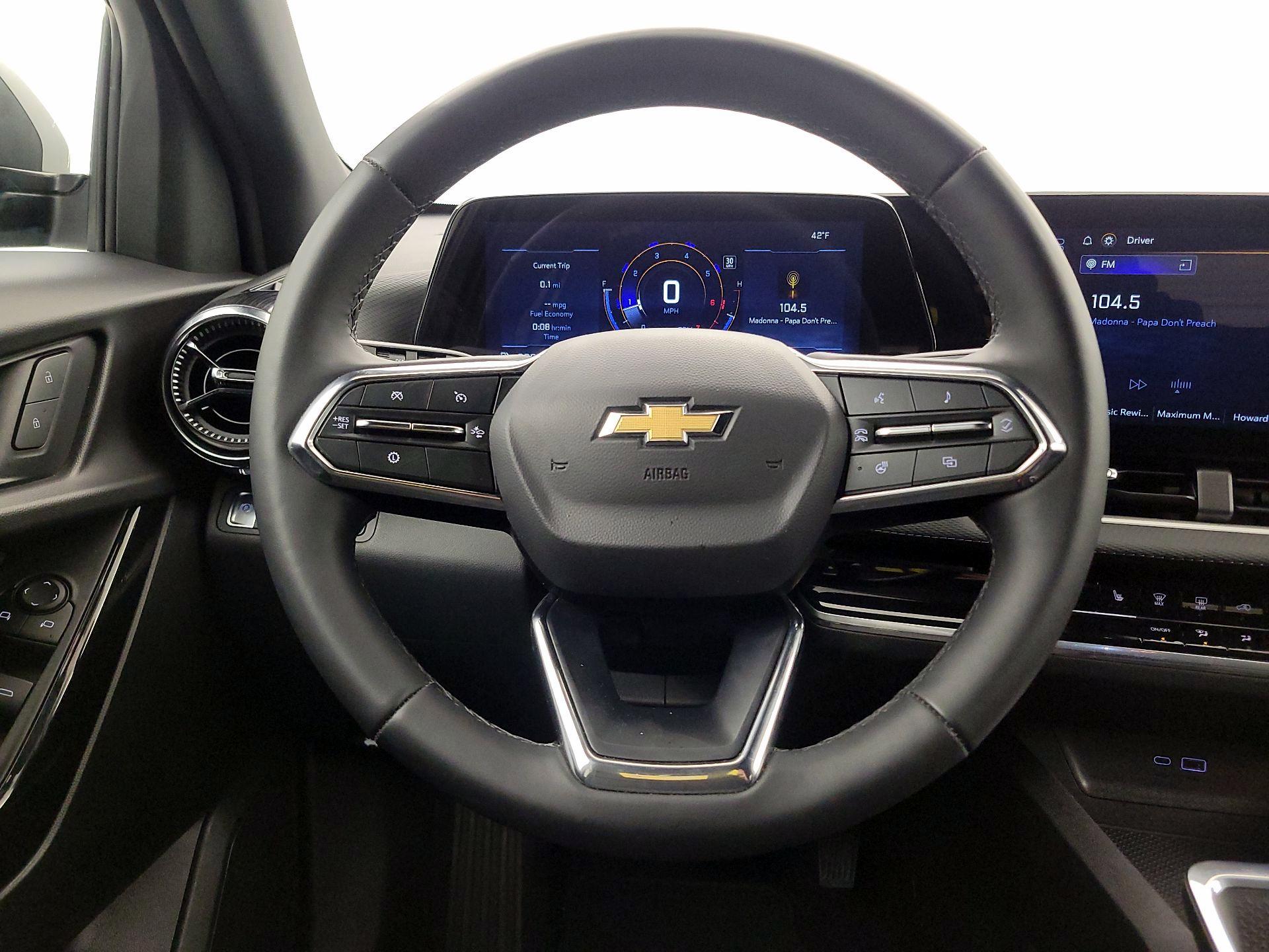 Thumbnail: 2025 Chevrolet Equinox - 10