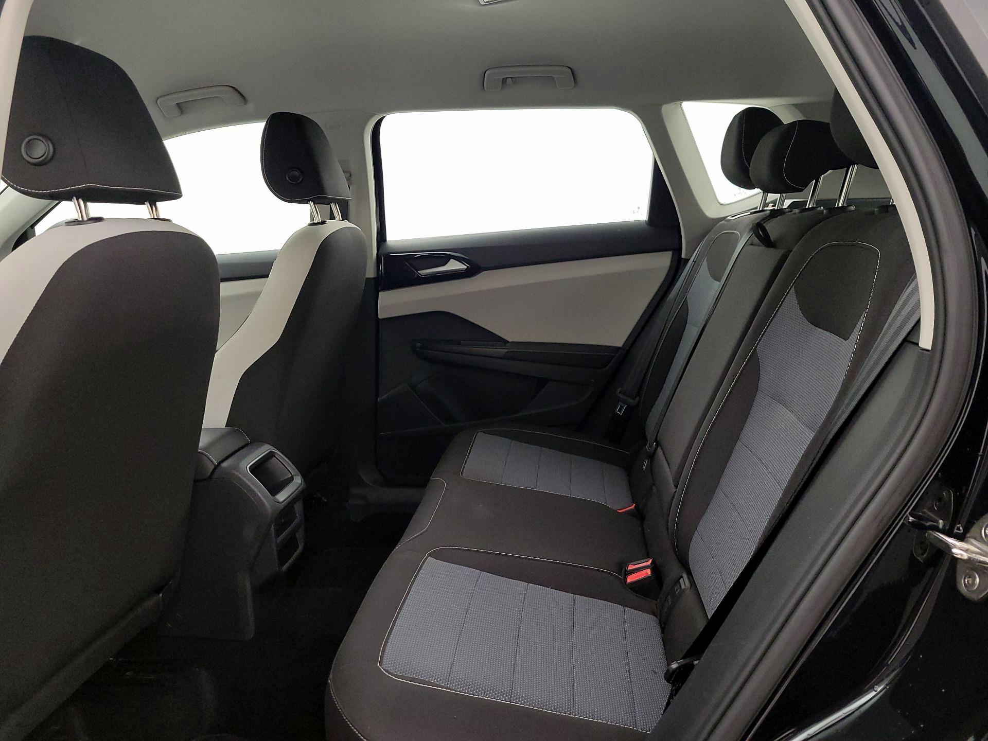 Thumbnail: 2025 Volkswagen Taos - 19