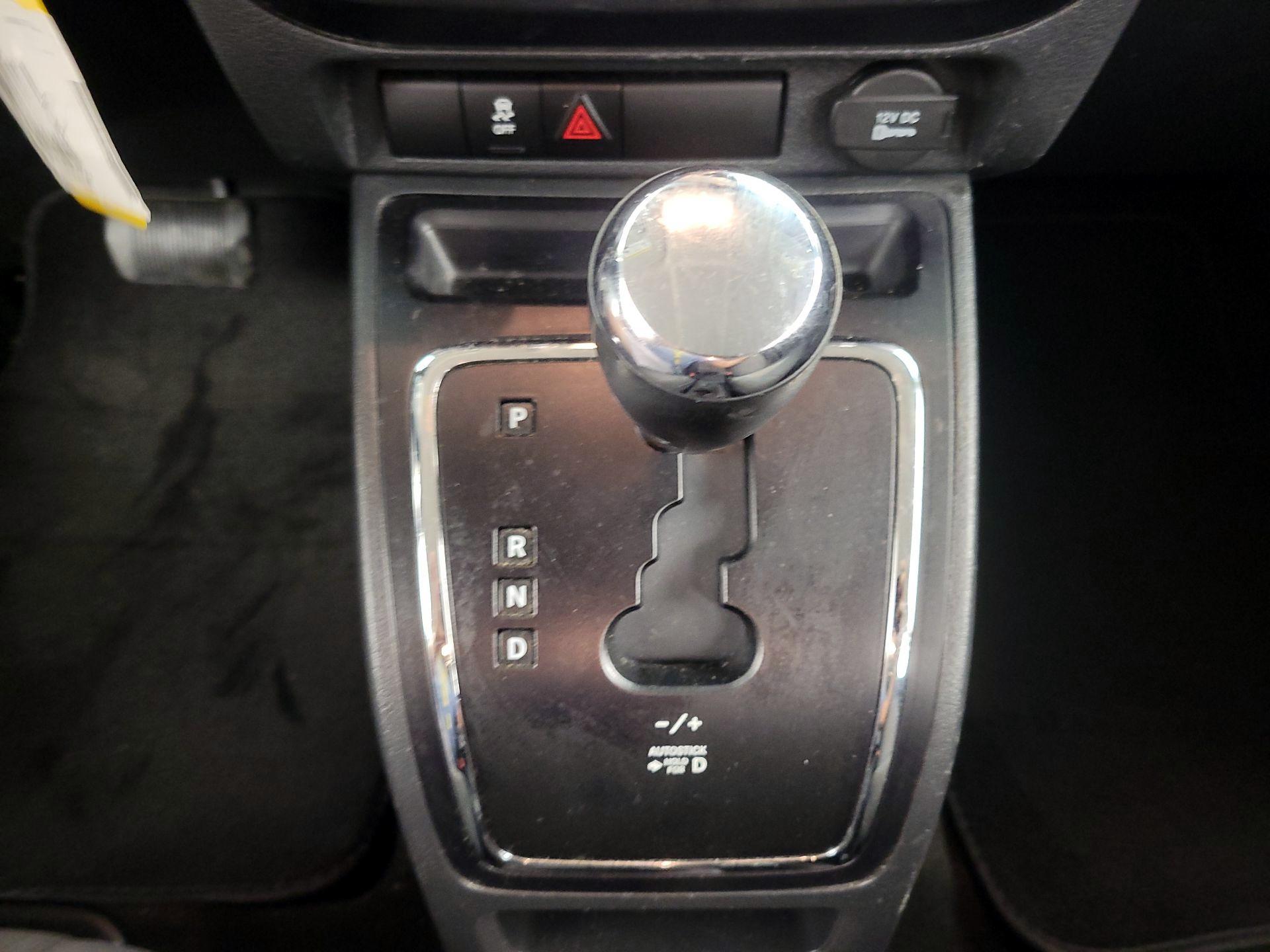 Thumbnail: 2016 Jeep Patriot - 15