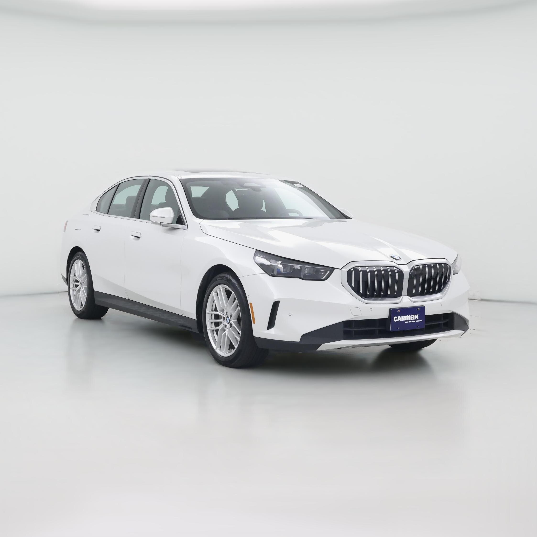 Thumbnail: 2025 BMW 5 Series - 1
