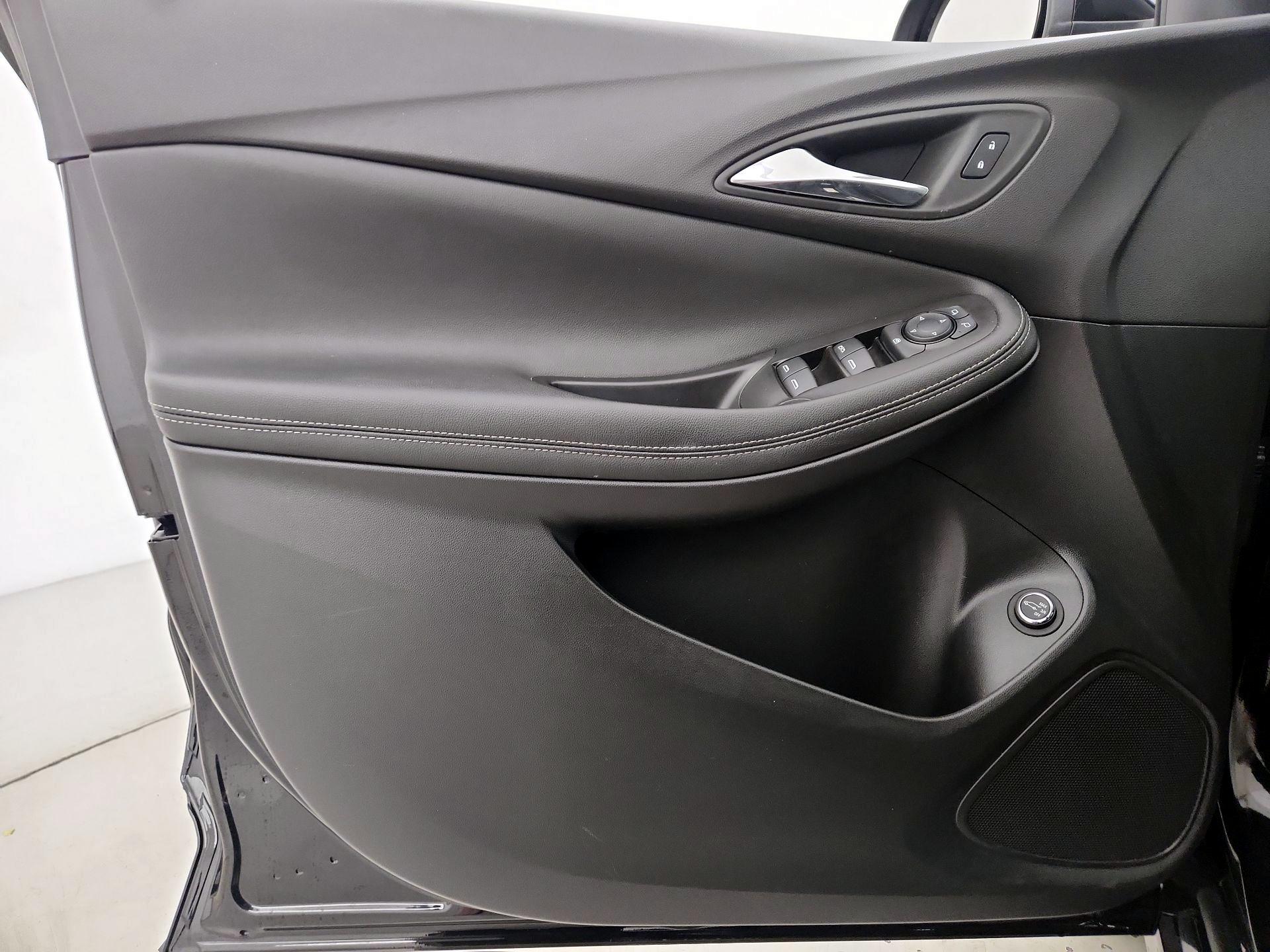 Thumbnail: 2023 Buick Encore GX - 12