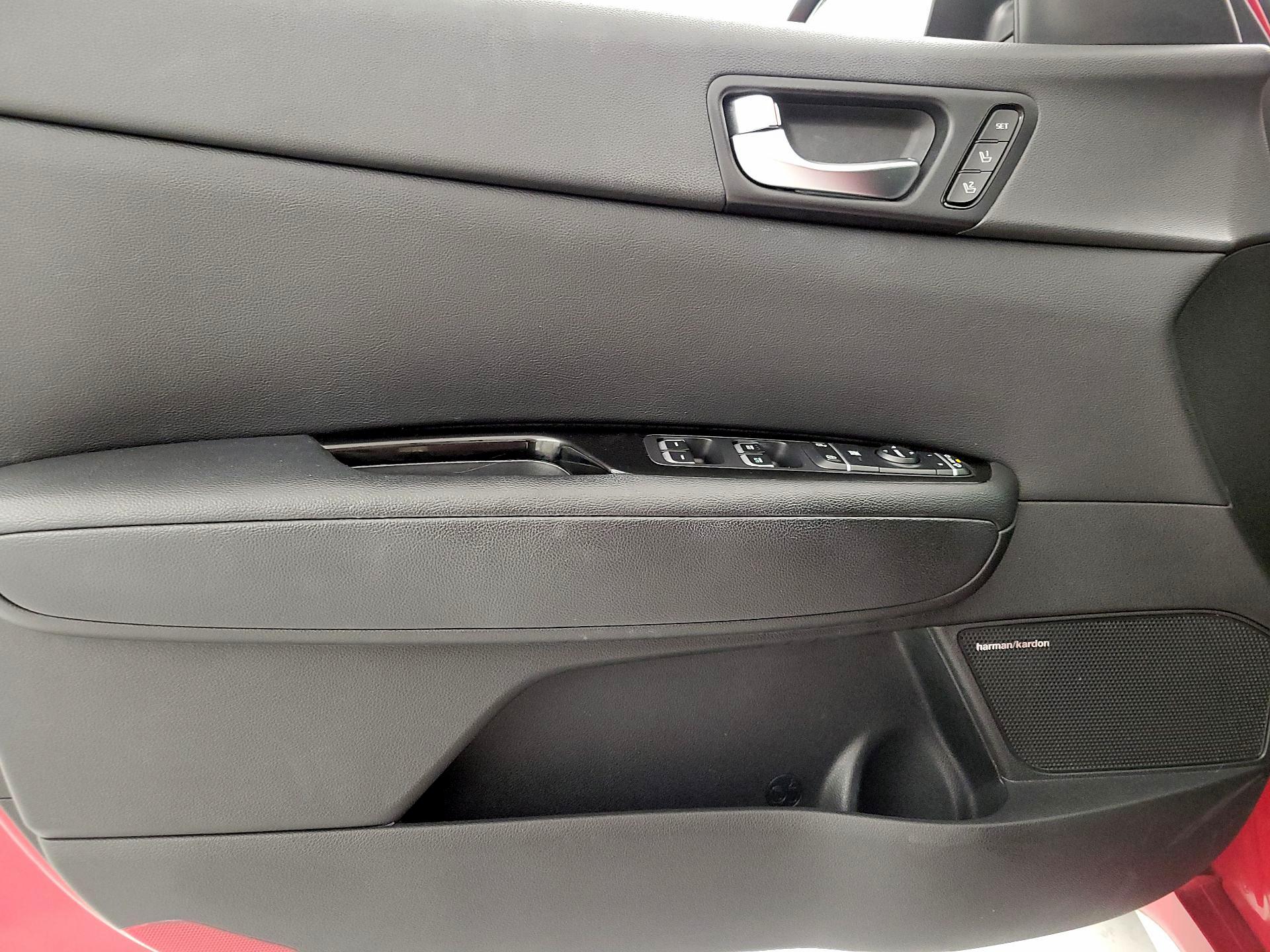 Thumbnail: 2018 Kia Optima - 12