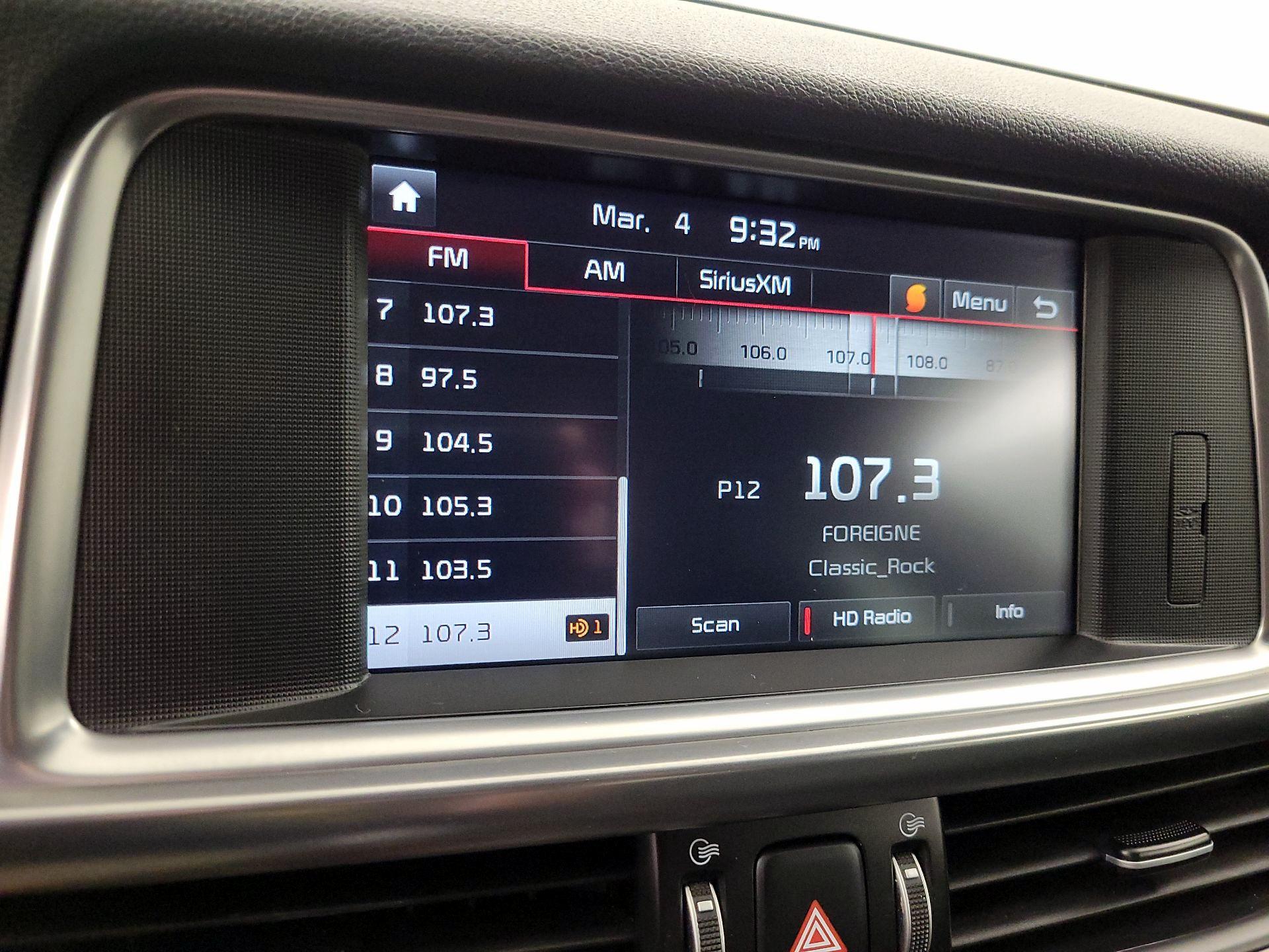 Thumbnail: 2018 Kia Optima - 16