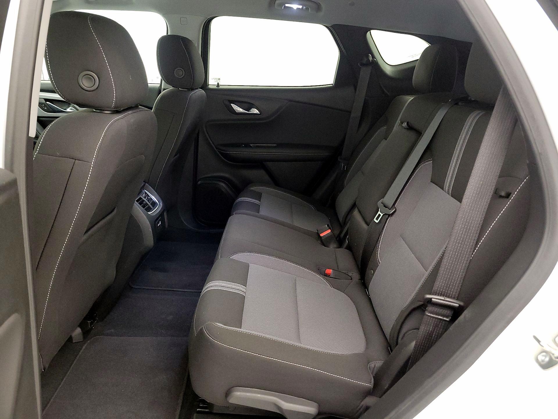 Thumbnail: 2025 Chevrolet Blazer - 19