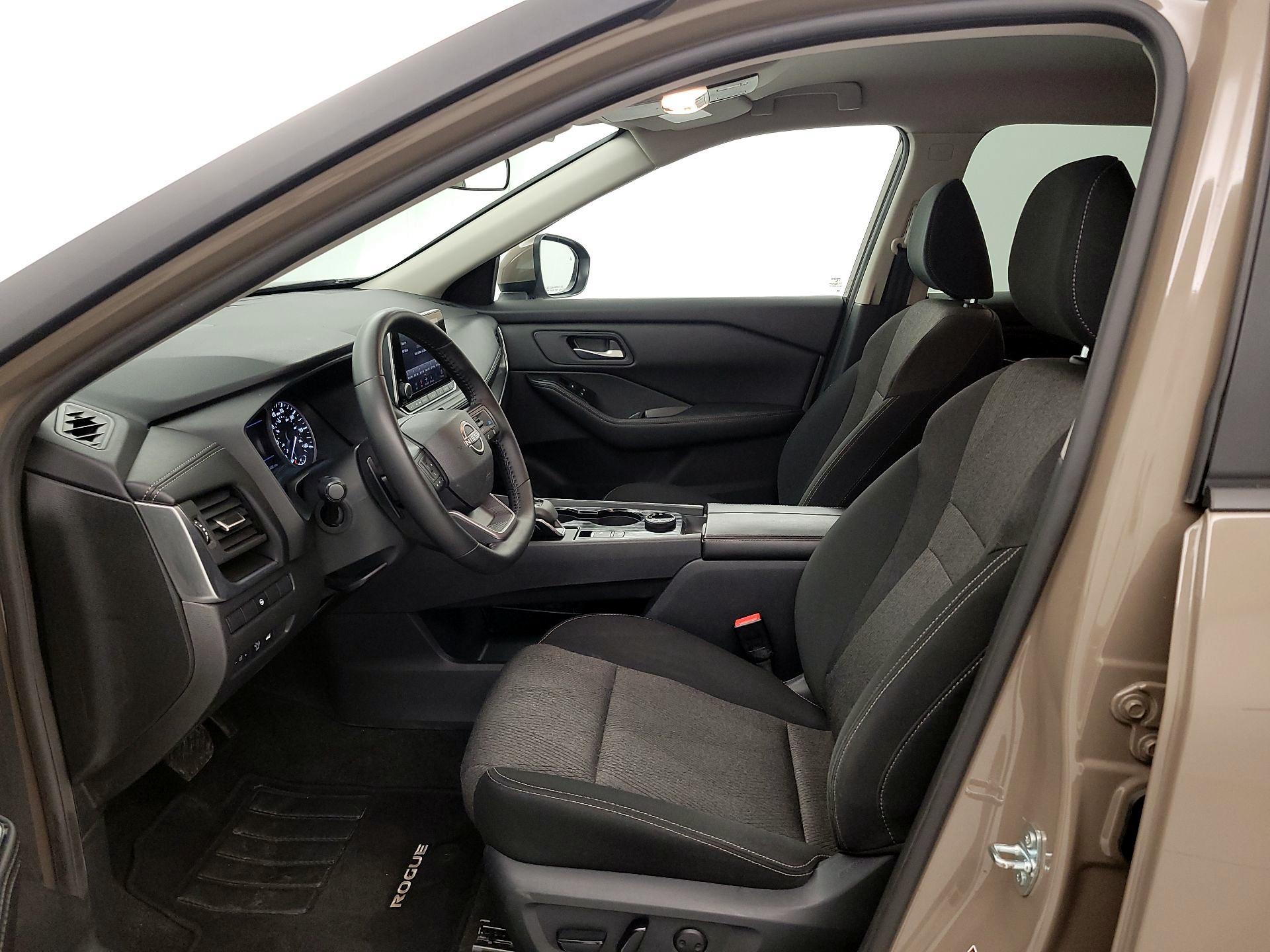 Thumbnail: 2025 Nissan Rogue - 11