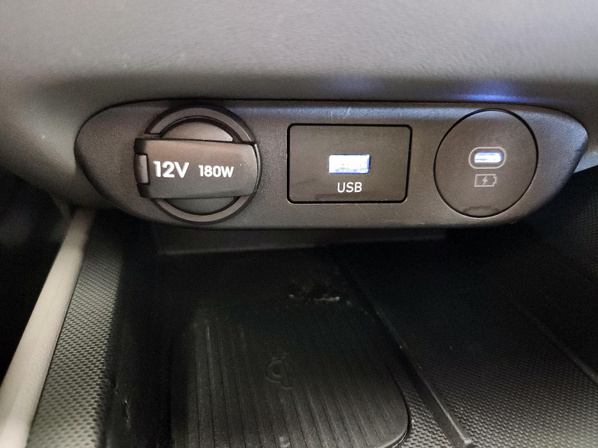 Thumbnail: 2025 Hyundai Elantra - 19