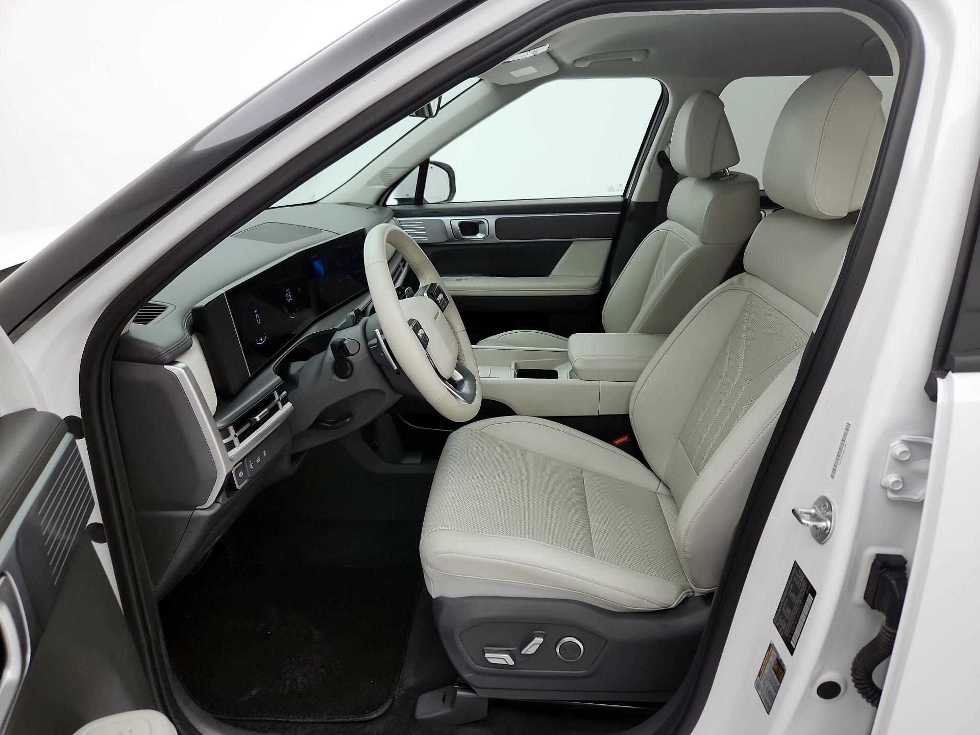 Thumbnail: 2025 Hyundai Santa Fe - 11