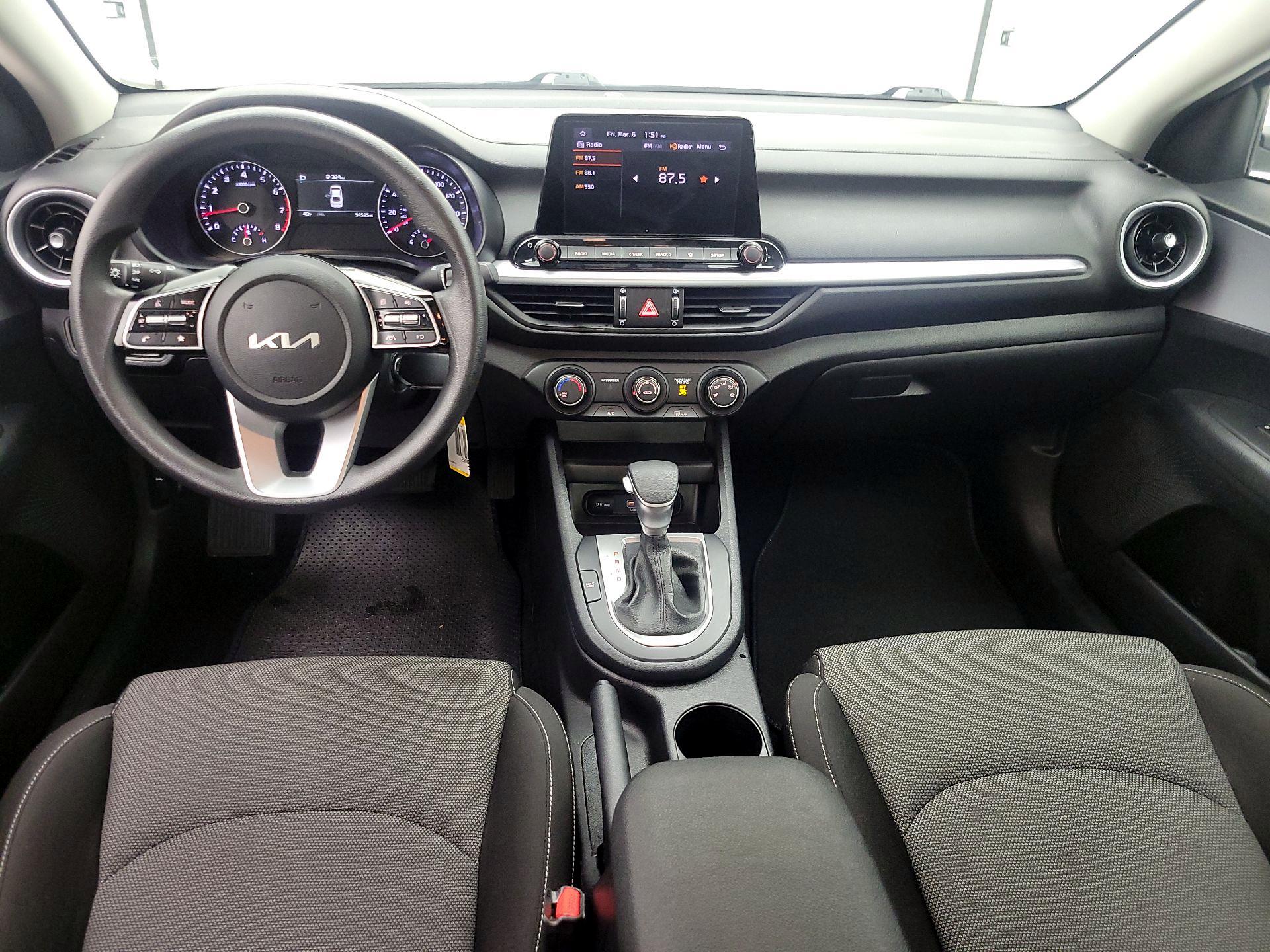 Thumbnail: 2024 Kia Forte - 9