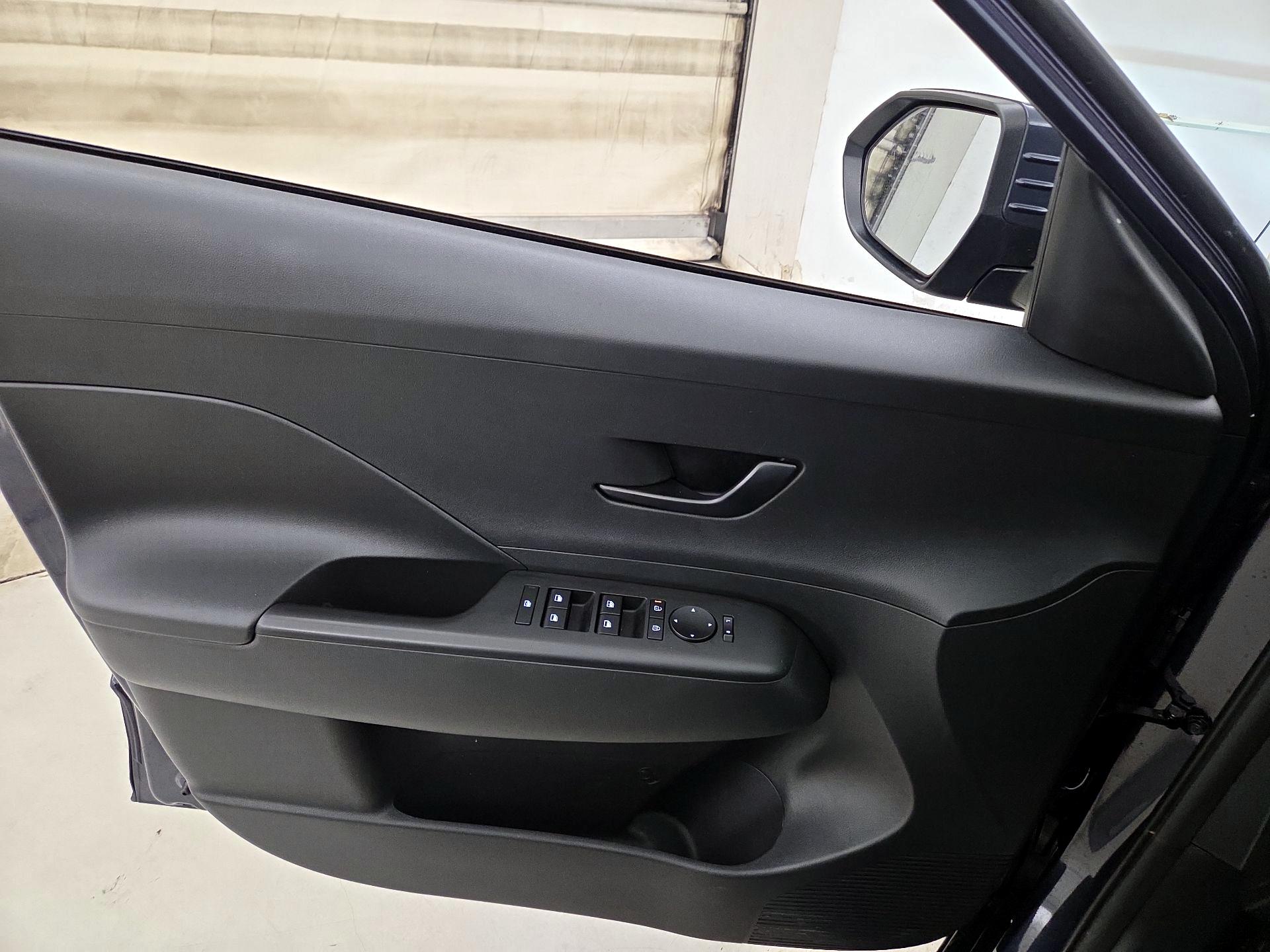 Thumbnail: 2025 Hyundai Kona - 12