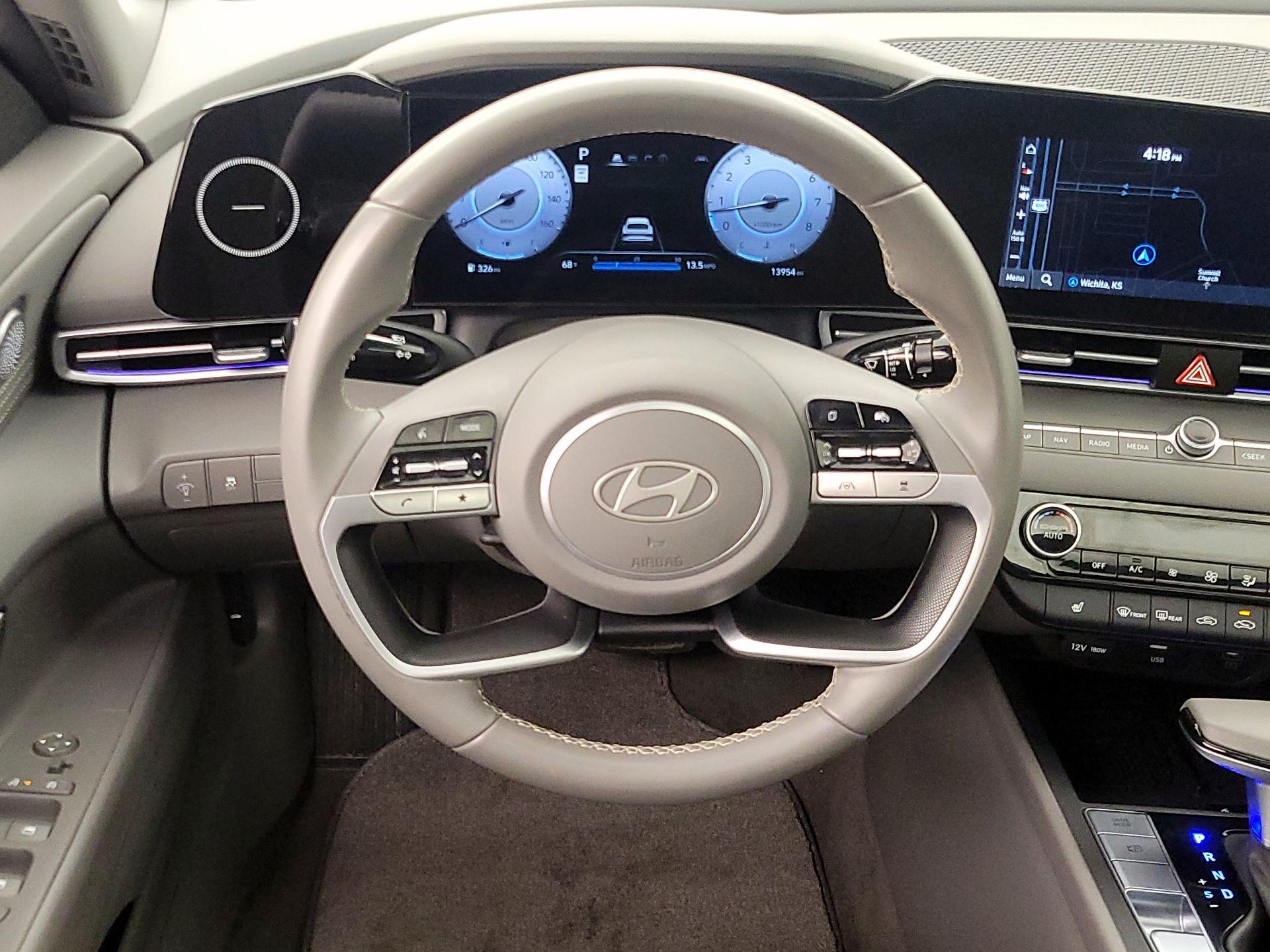 Thumbnail: 2025 Hyundai Elantra - 10