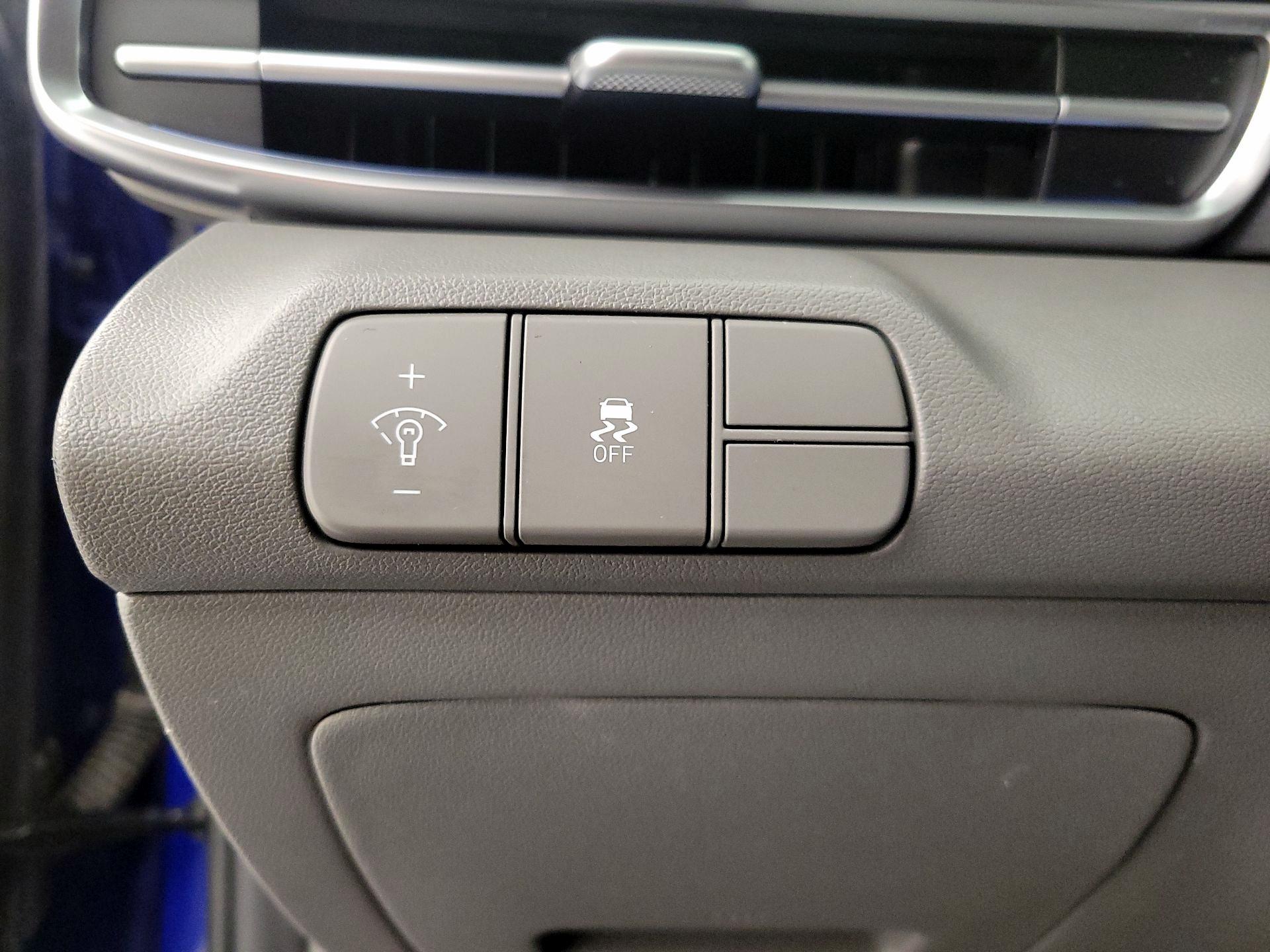 Thumbnail: 2025 Hyundai Elantra - 13