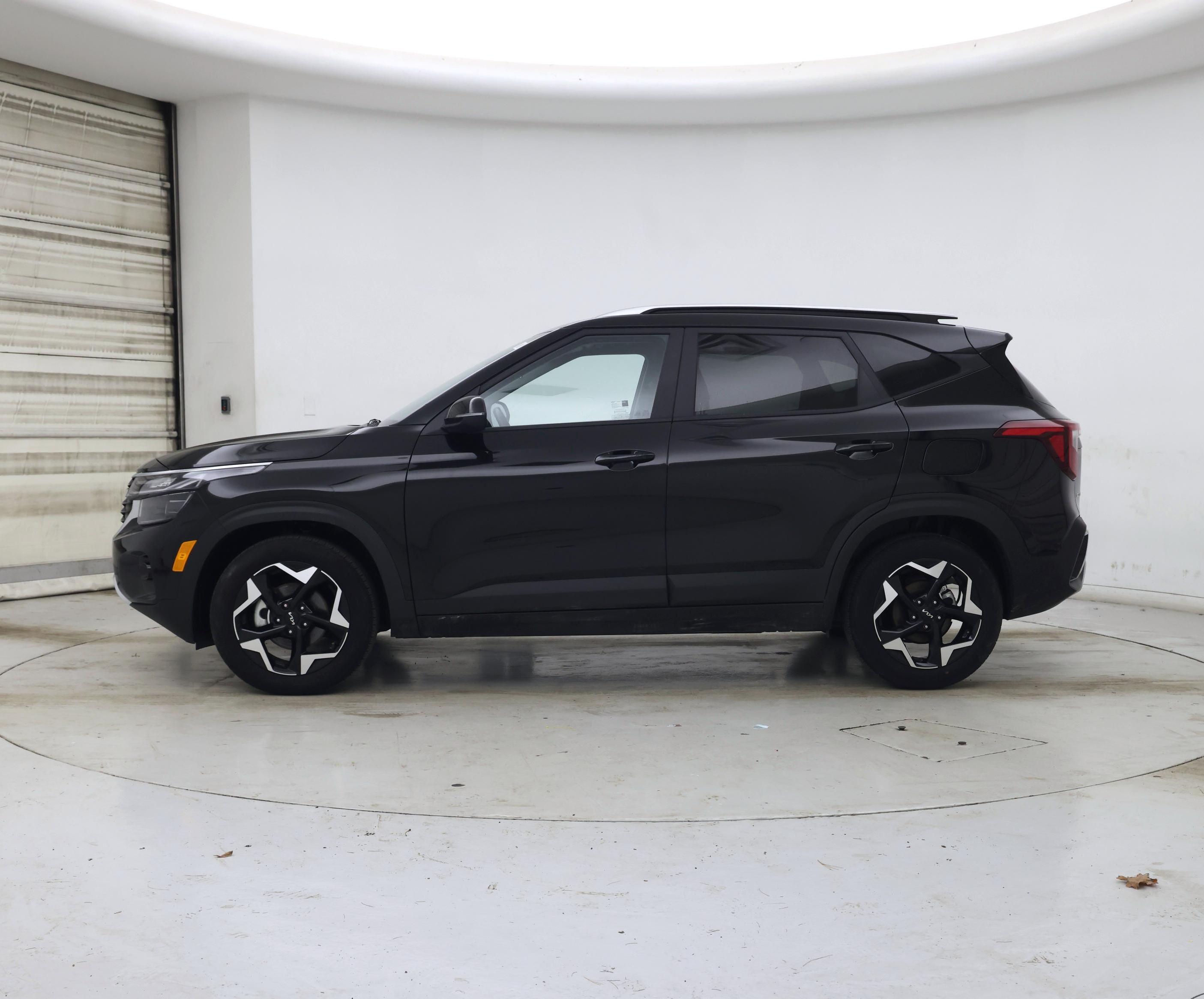 Thumbnail: 2025 Kia Seltos - 3