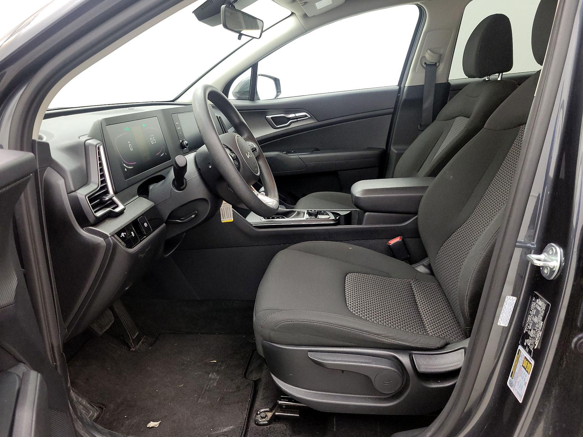 Thumbnail: 2025 Kia Sportage - 11