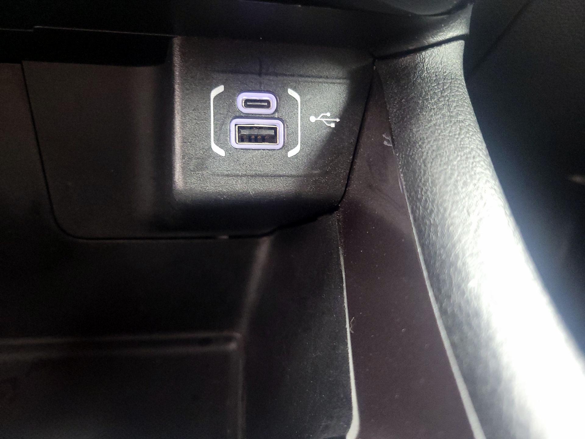 Thumbnail: 2025 Jeep Compass - 18