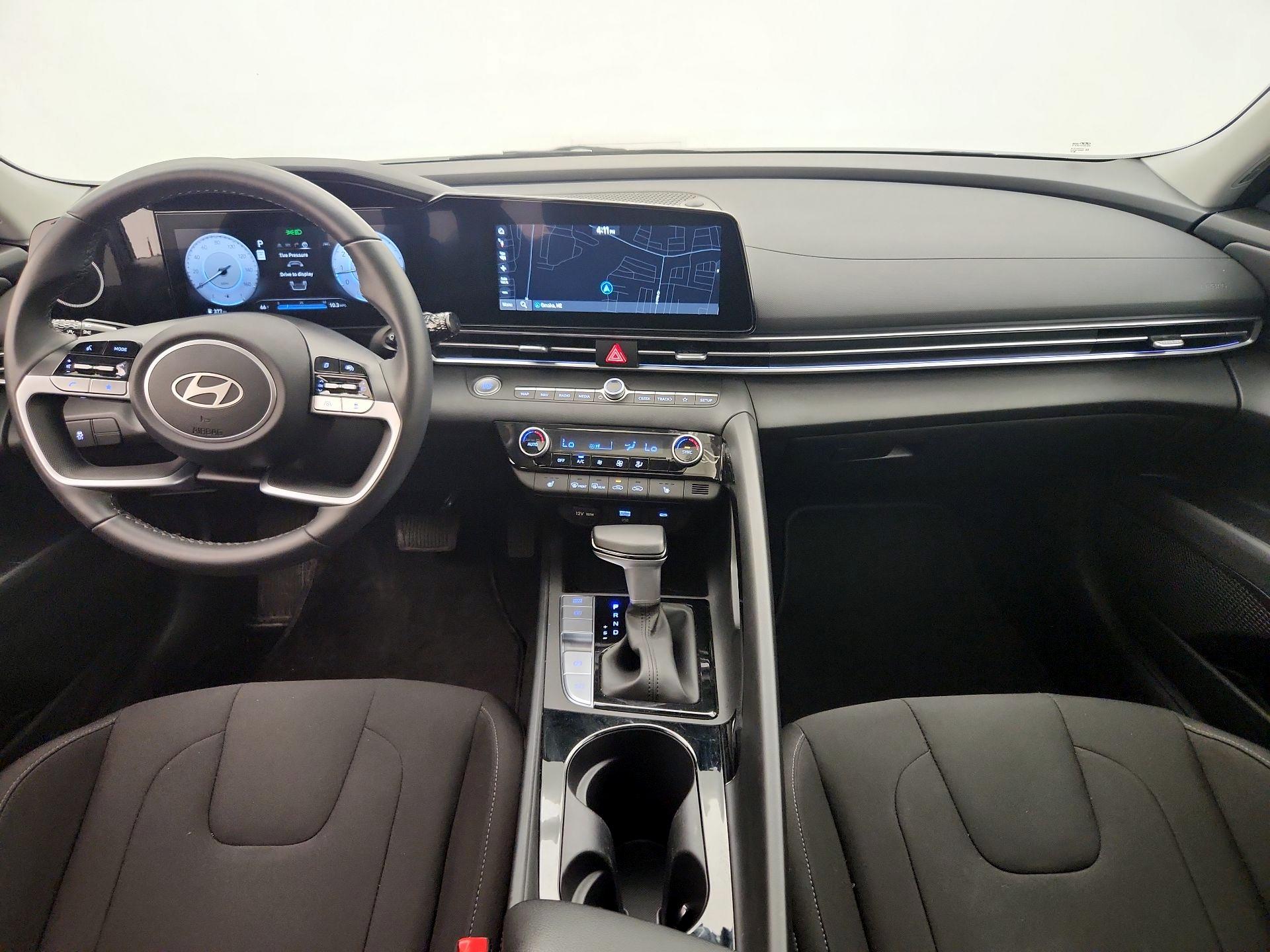 Thumbnail: 2025 Hyundai Elantra - 9