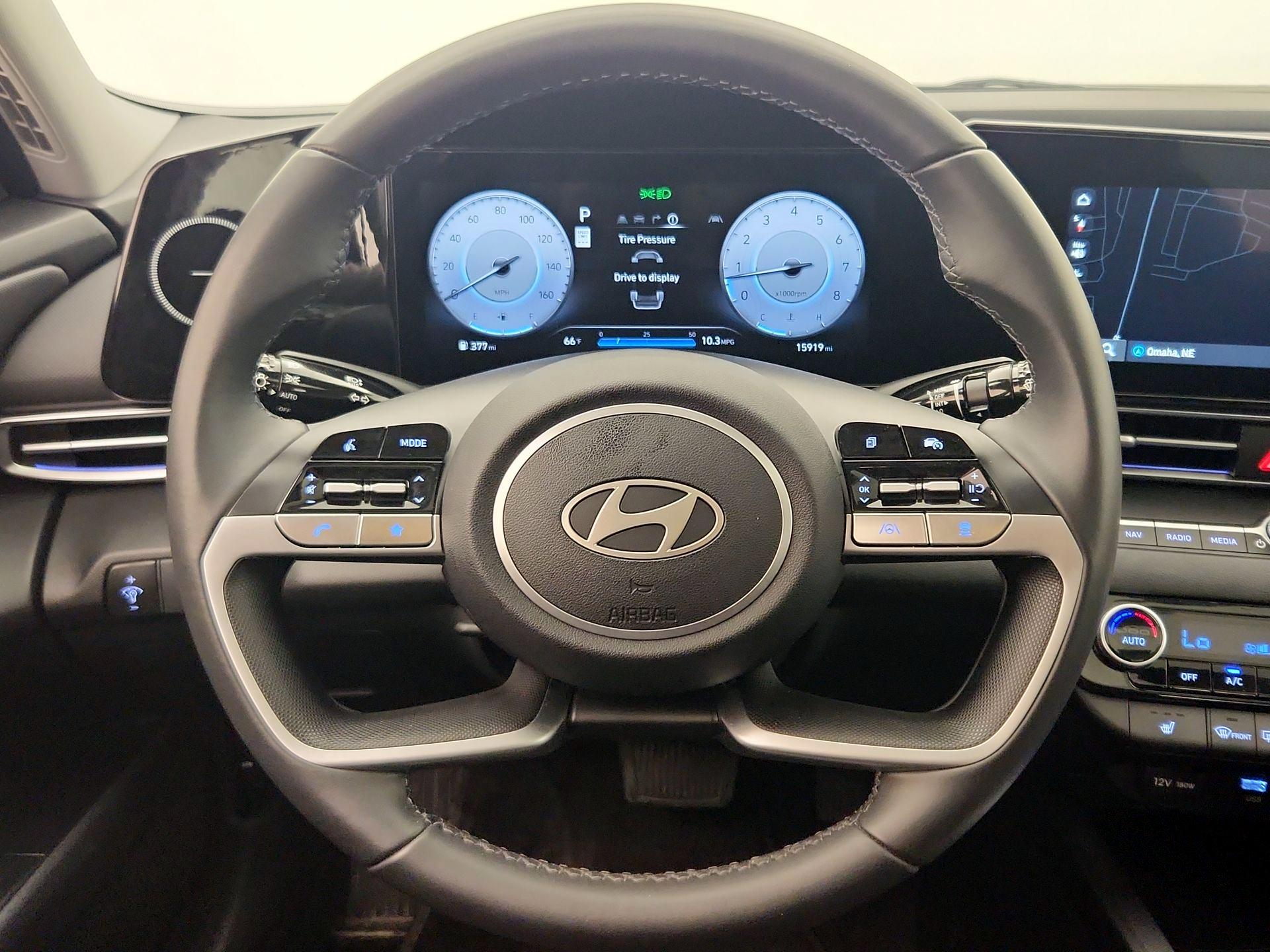 Thumbnail: 2025 Hyundai Elantra - 10