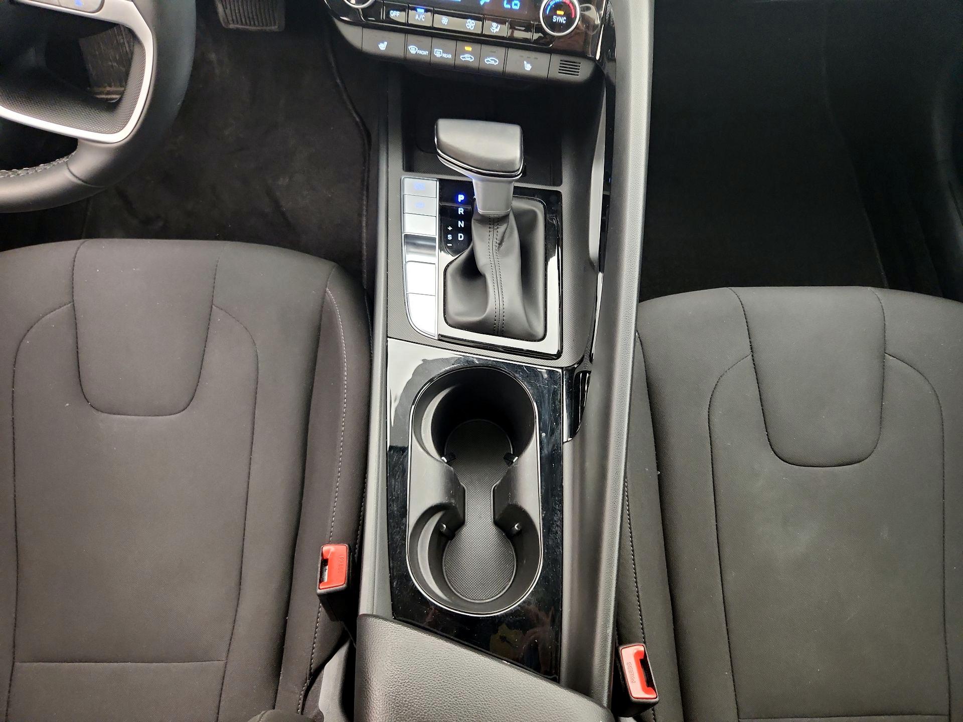 Thumbnail: 2025 Hyundai Elantra - 18