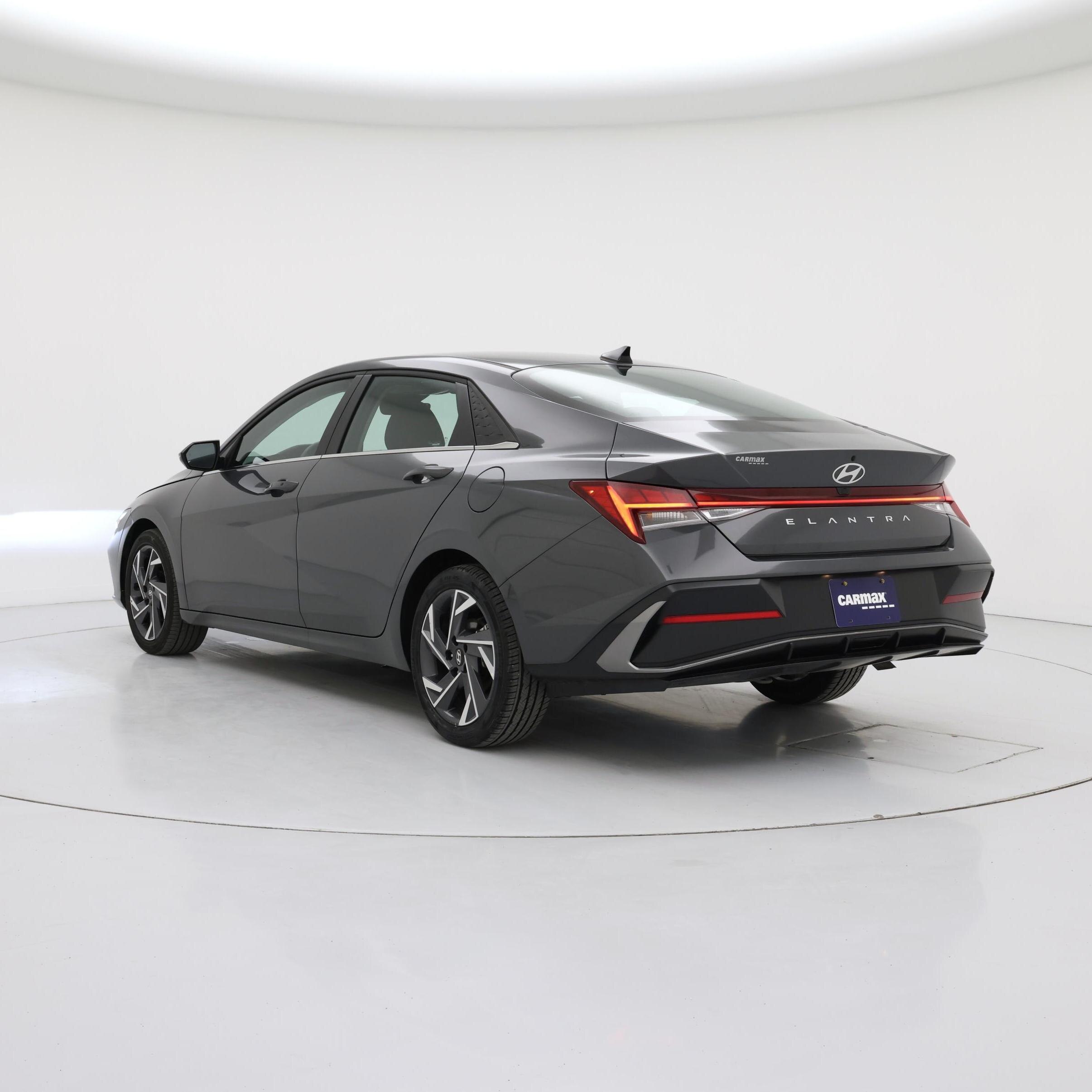 Thumbnail: 2025 Hyundai Elantra - 2