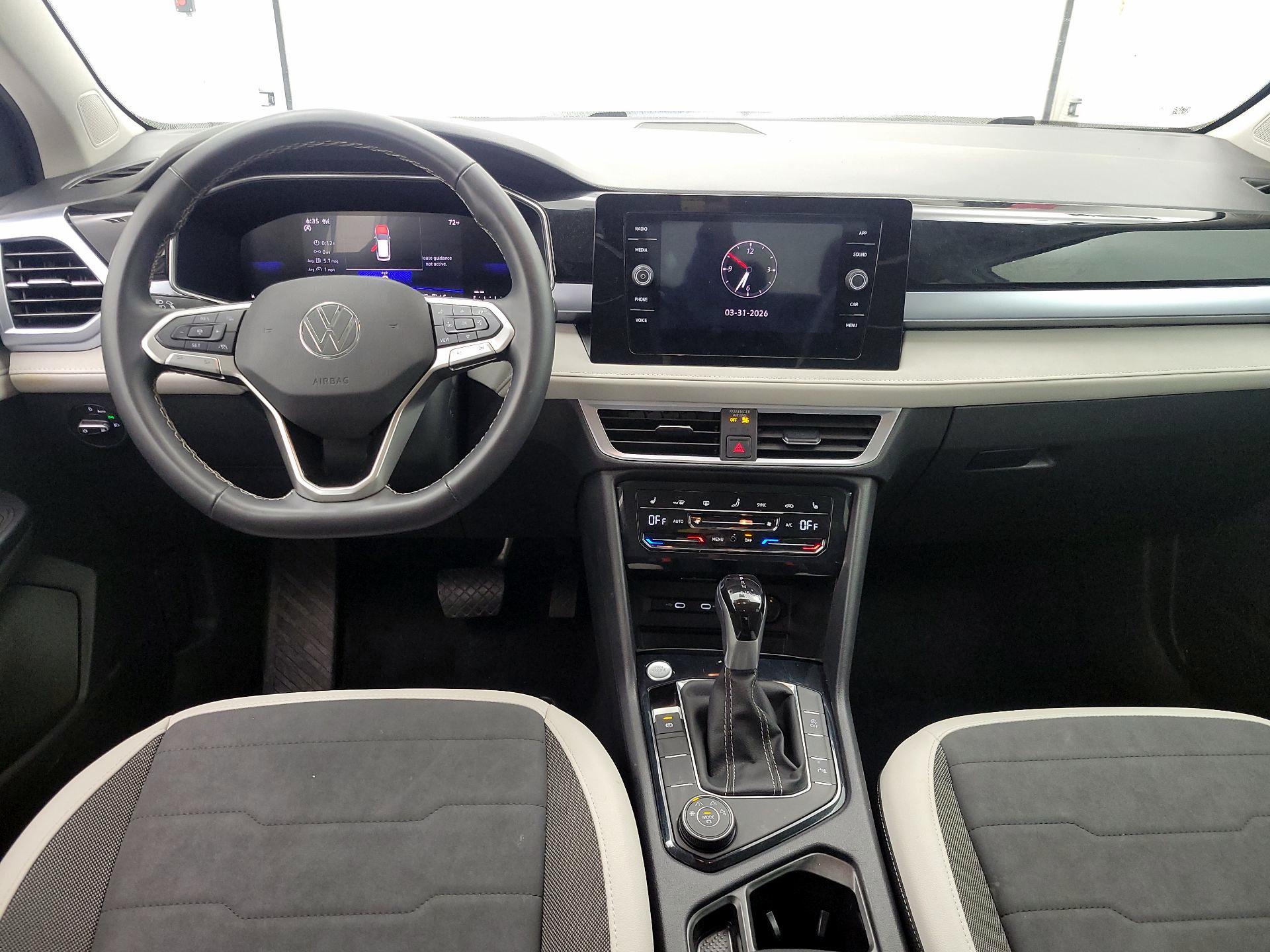 Thumbnail: 2025 Volkswagen Taos - 9