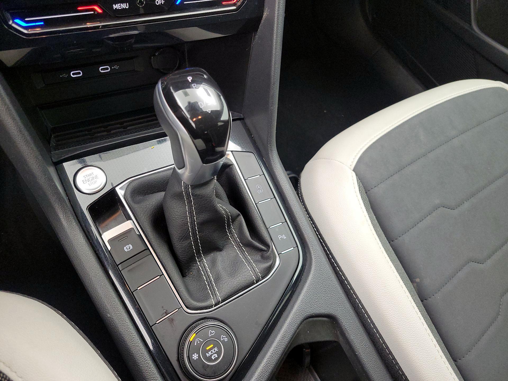 Thumbnail: 2025 Volkswagen Taos - 17