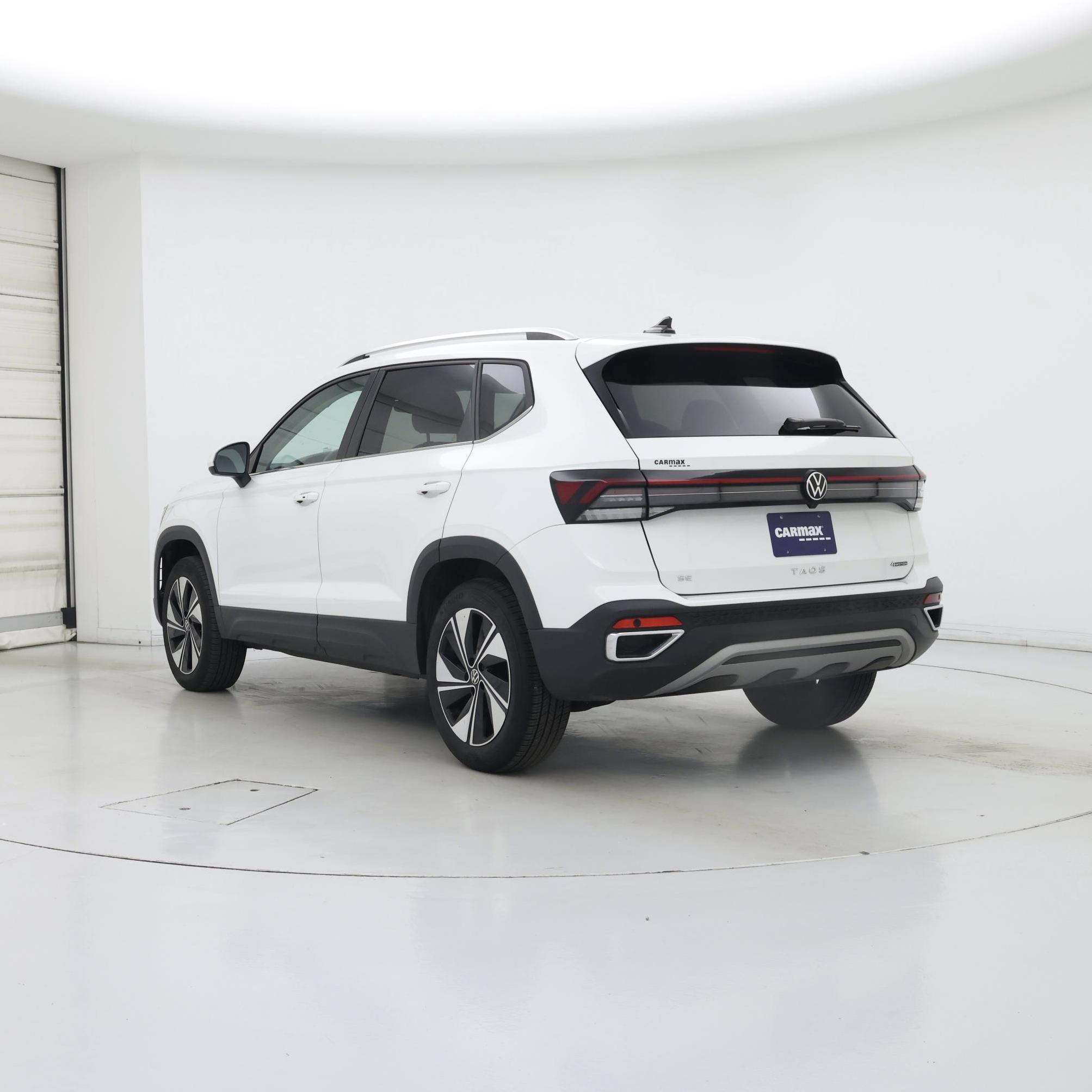 Thumbnail: 2025 Volkswagen Taos - 2