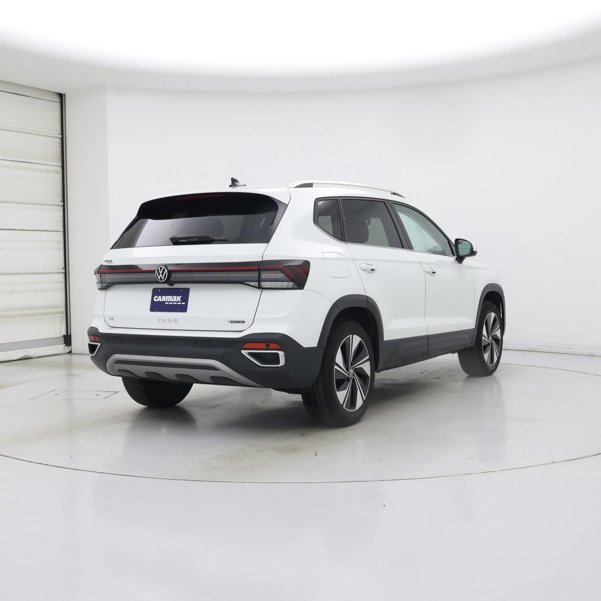 Thumbnail: 2025 Volkswagen Taos - 8