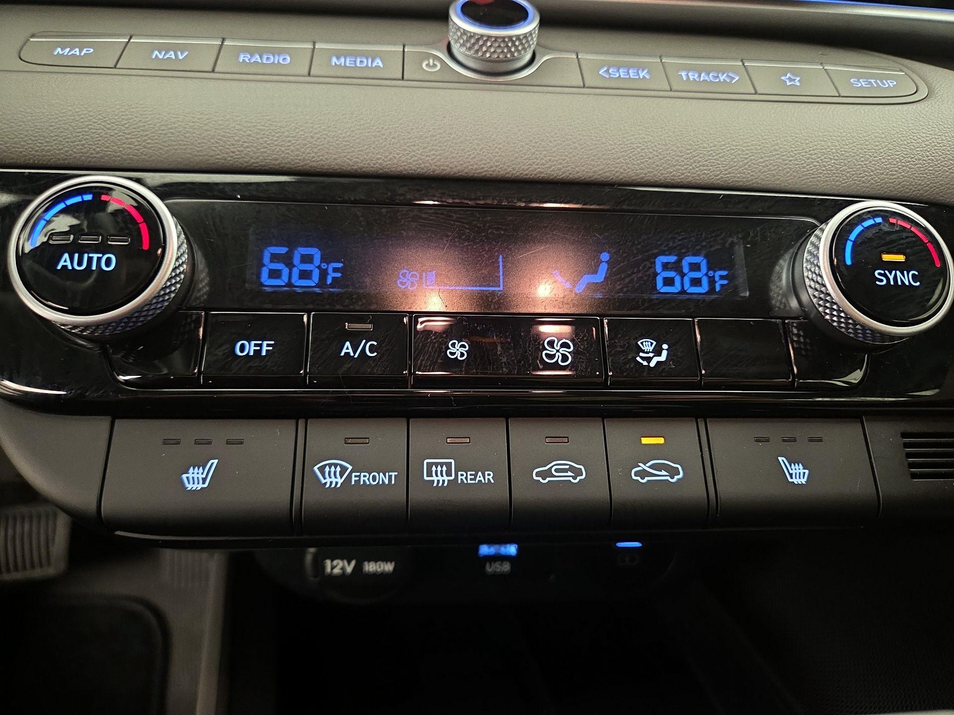 Thumbnail: 2025 Hyundai Elantra - 17