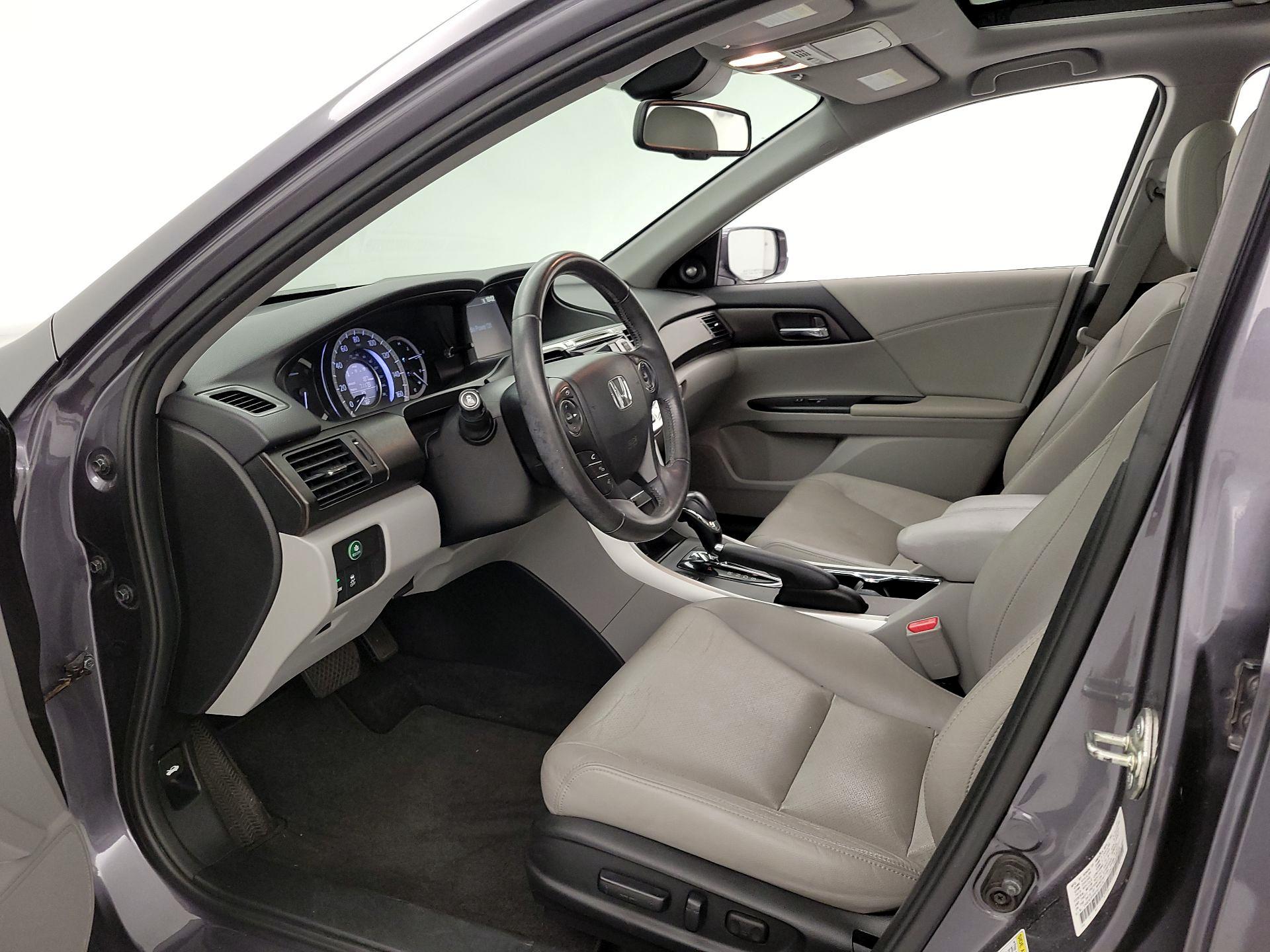 Thumbnail: 2015 Honda Accord - 11