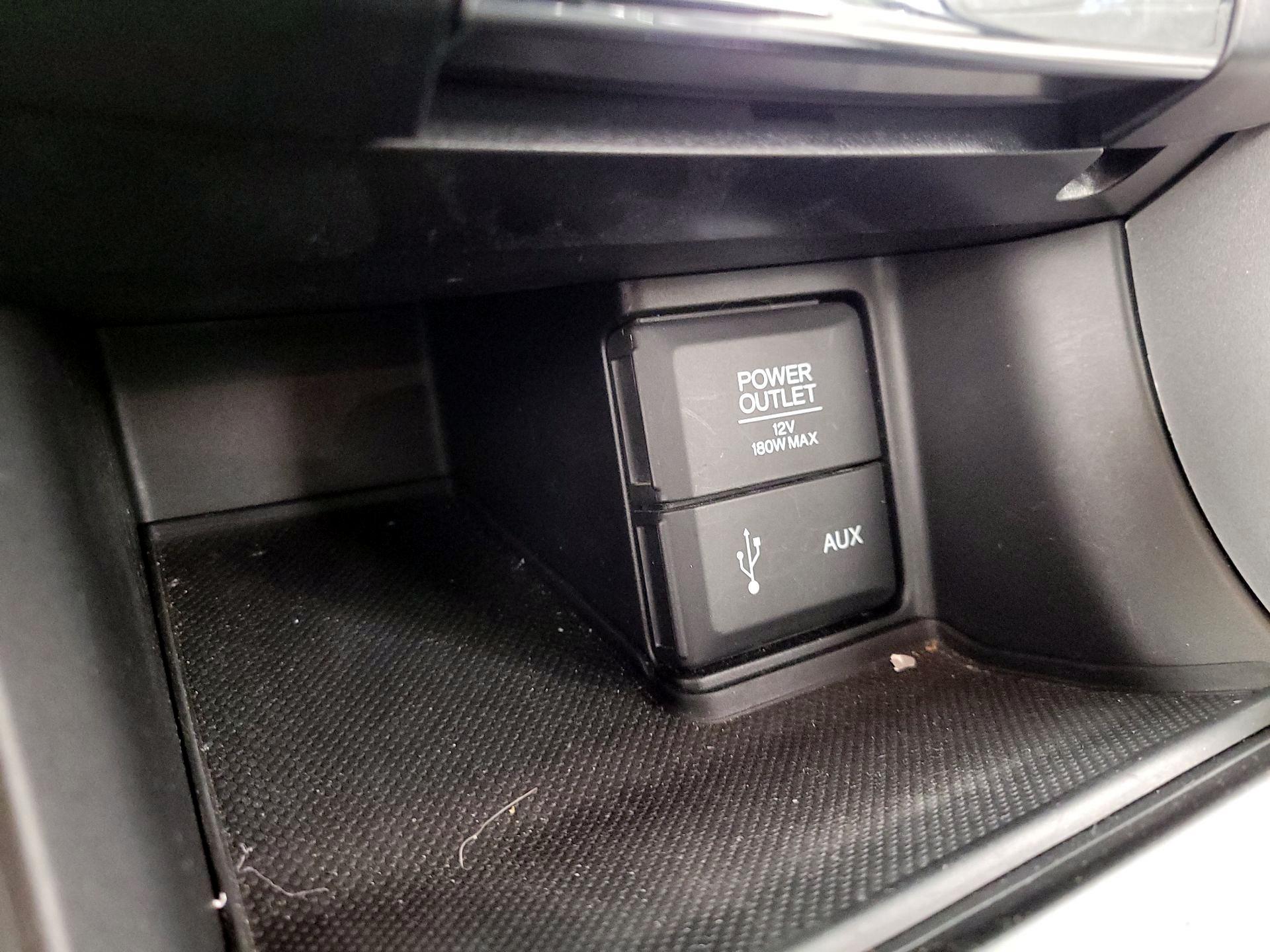 Thumbnail: 2015 Honda Accord - 18