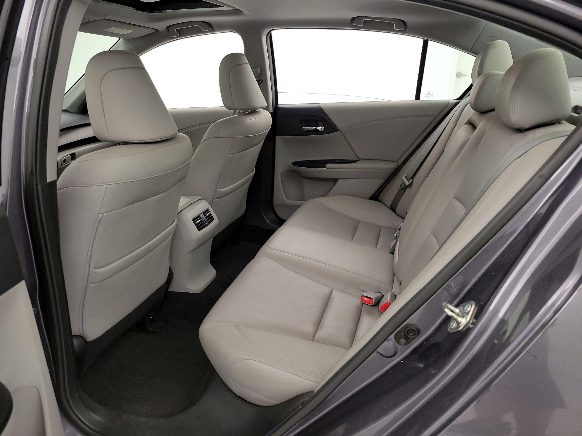 Thumbnail: 2015 Honda Accord - 20