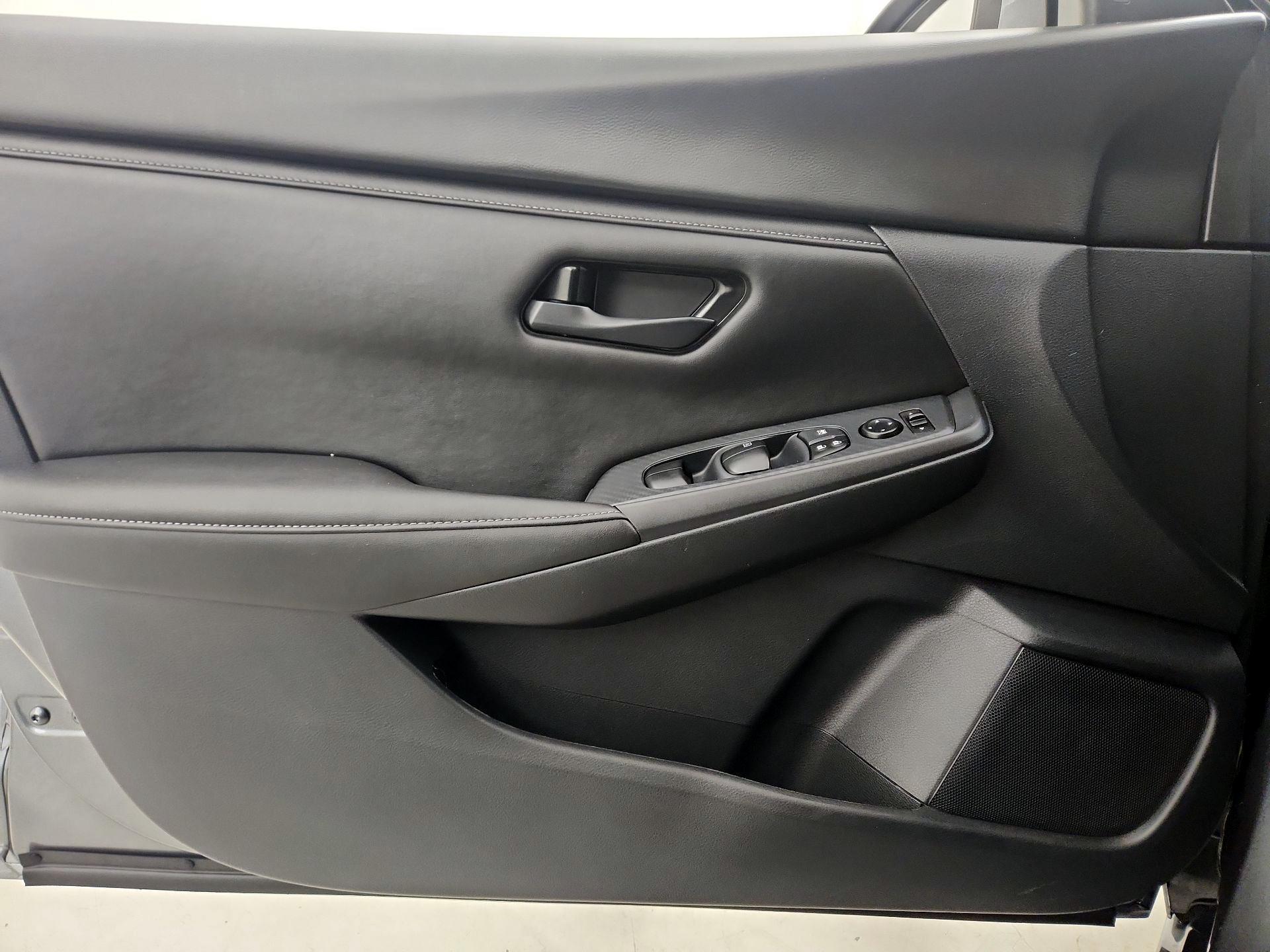 Thumbnail: 2025 Nissan Sentra - 12