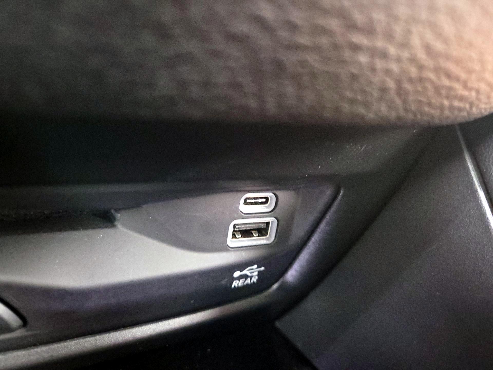 Thumbnail: 2024 Chrysler Pacifica - 19