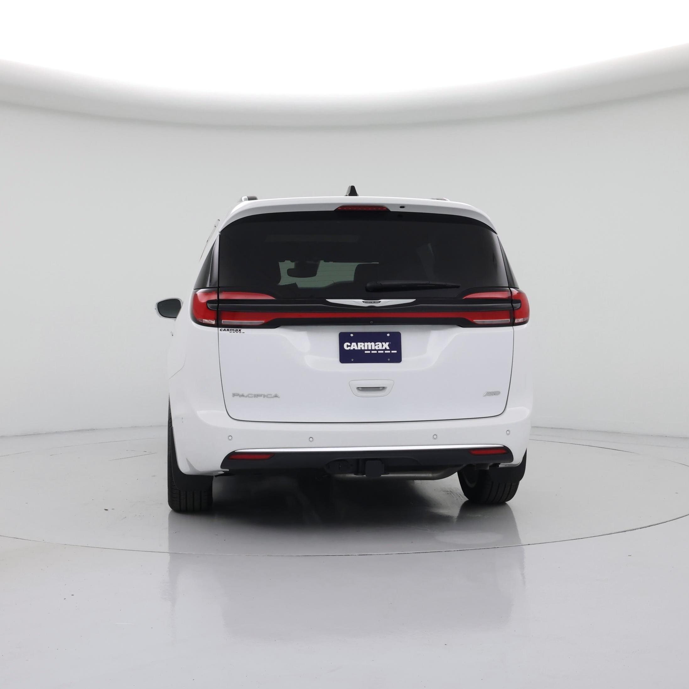 Thumbnail: 2024 Chrysler Pacifica - 6