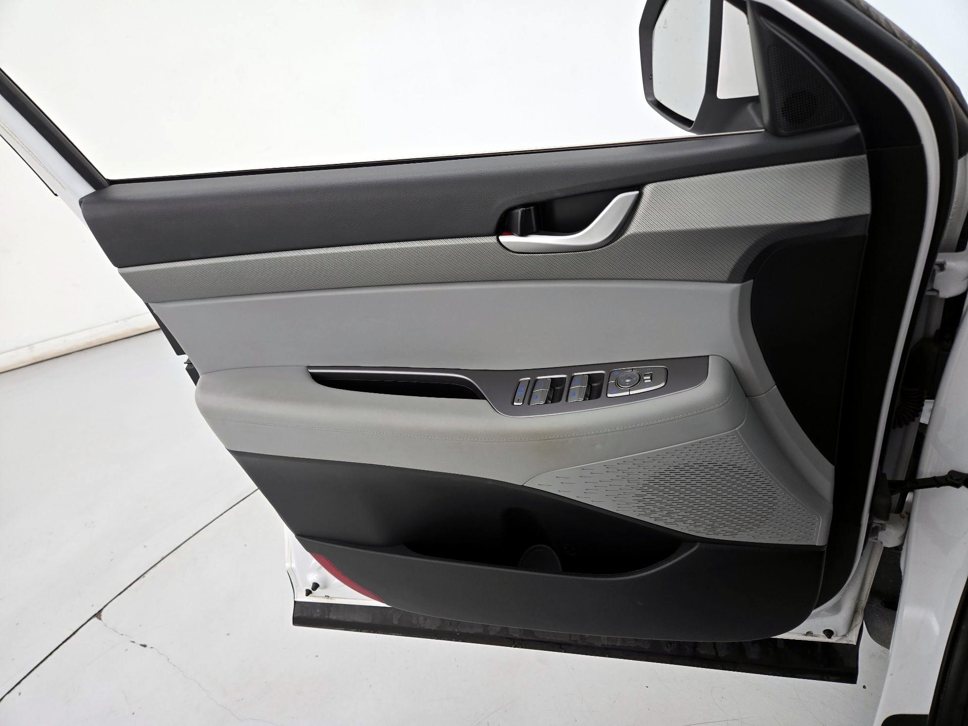 Thumbnail: 2025 Hyundai Palisade - 12