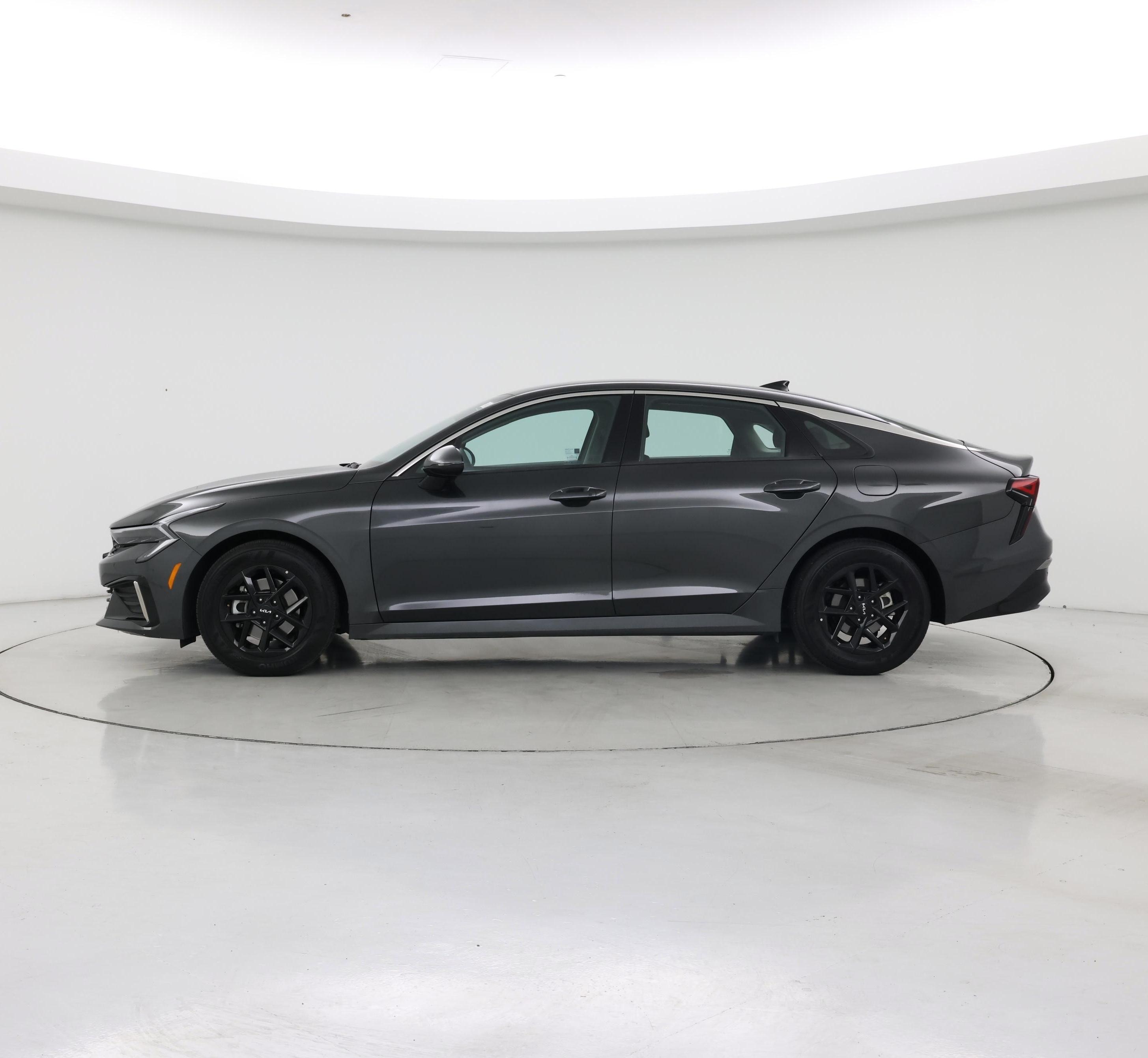 Thumbnail: 2025 Kia K5 - 3