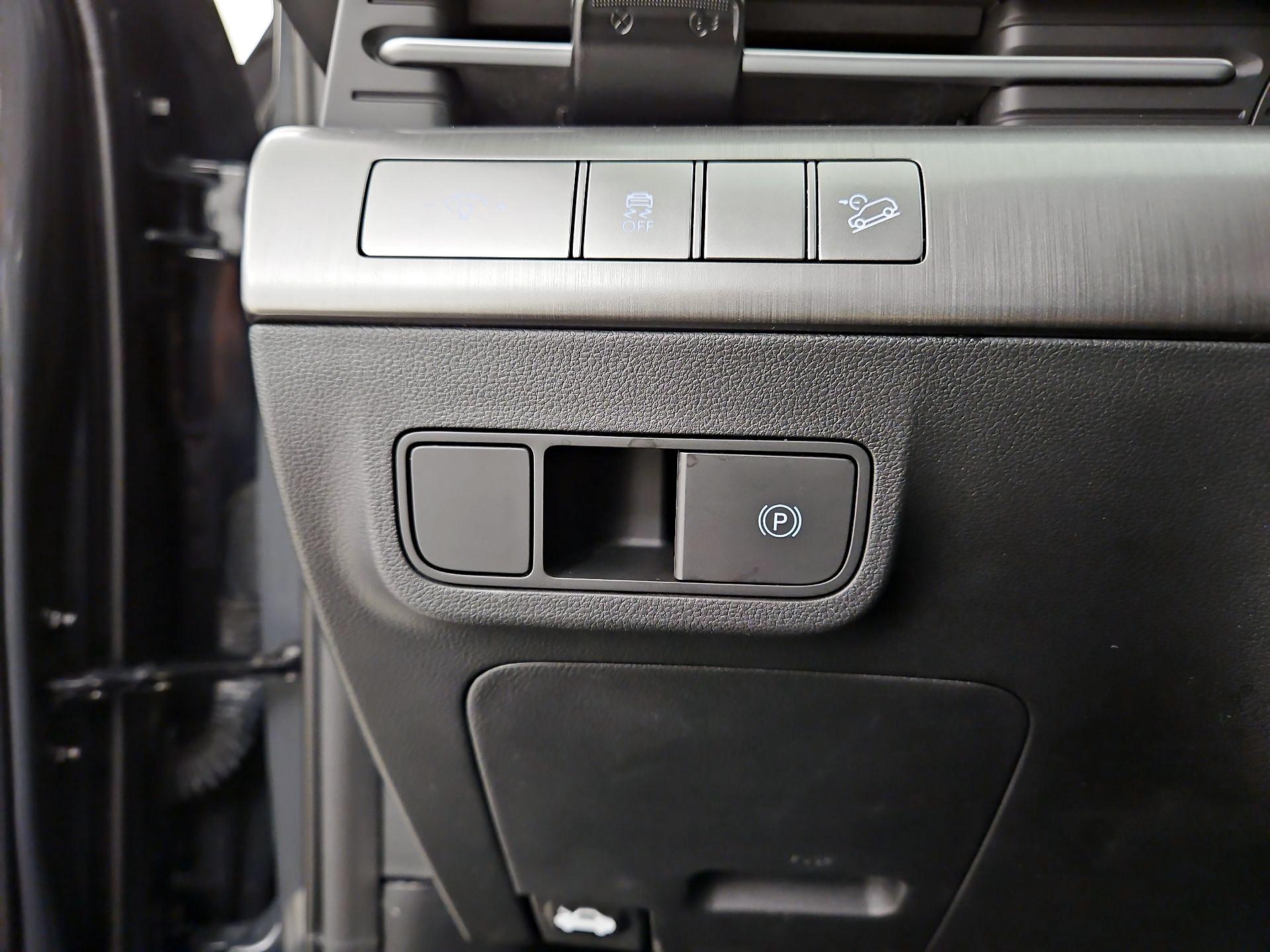 Thumbnail: 2025 Hyundai Kona - 13